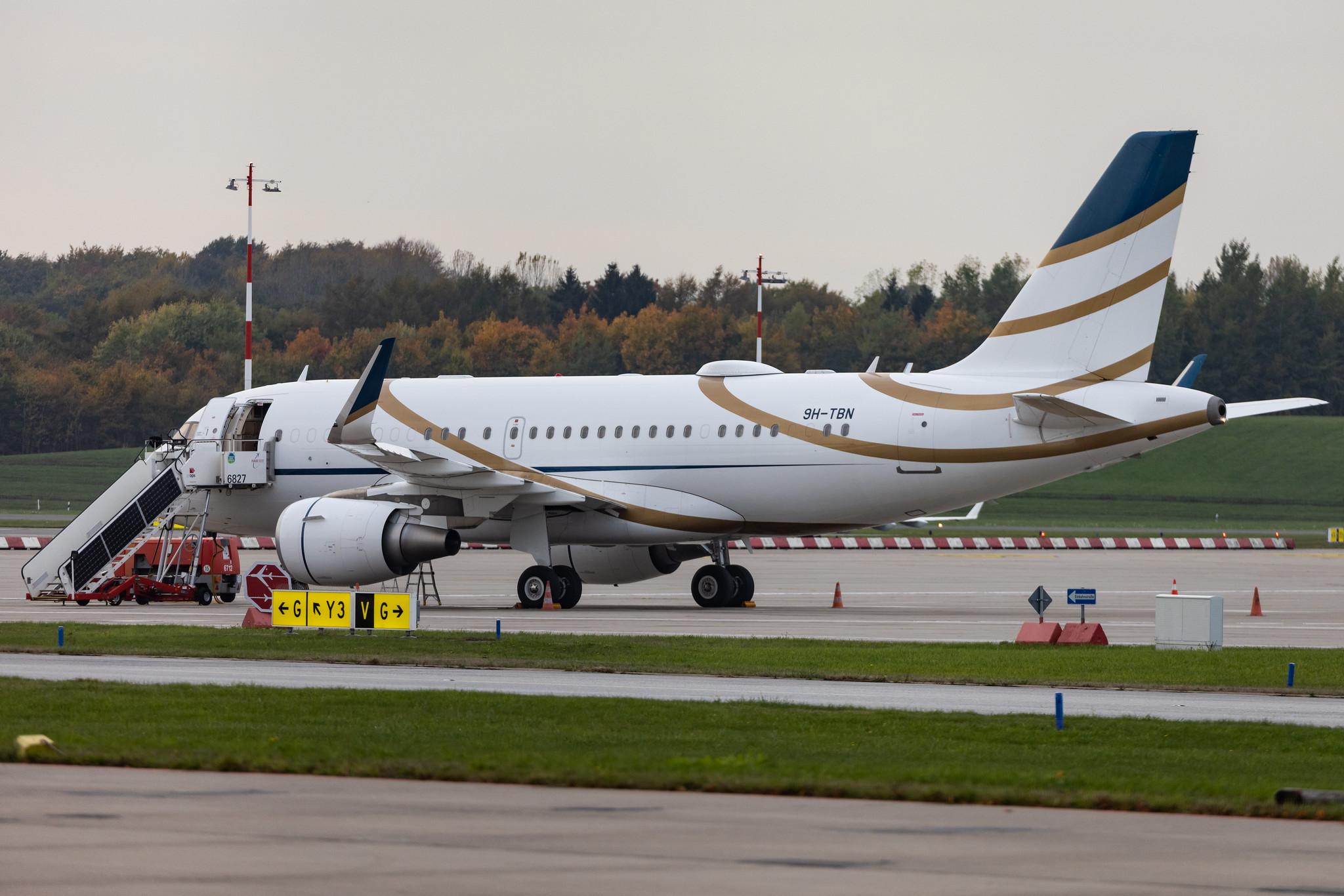 Hamburg Airport: Comlux Malta (/ MLM) | Operator: Comlux Aviation Malta | Airbus A319-115(CJ) A319 | 9H-TBN | MSN 4622