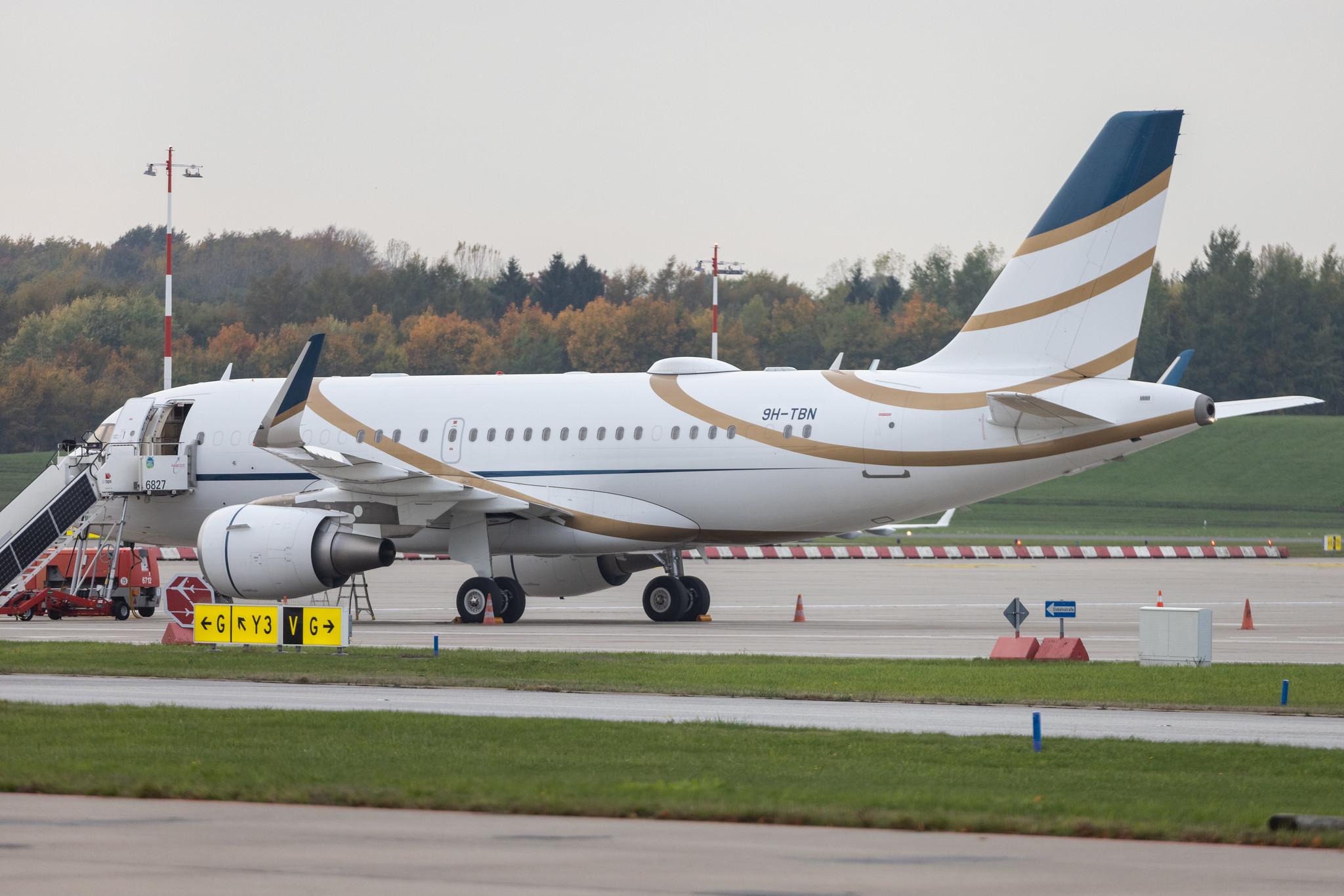 Hamburg Airport: Comlux Malta (/ MLM) | Operator: Comlux Aviation Malta | Airbus A319-115(CJ) A319 | 9H-TBN | MSN 4622
