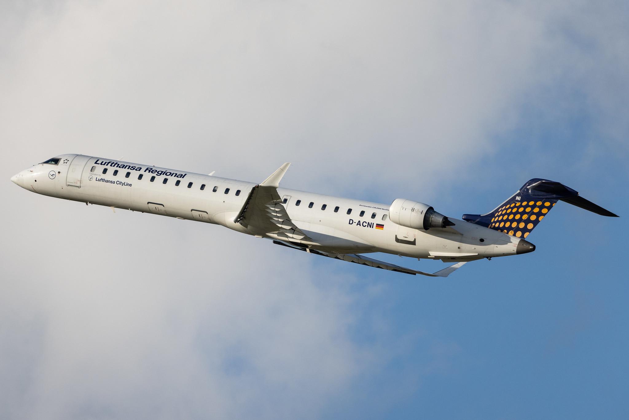 Munich Airport: Lufthansa (LH / DLH) | Operator: Lufthansa CityLine | Mitsubishi CRJ-900LR CRJ9 | D-ACNI | MSN 15248