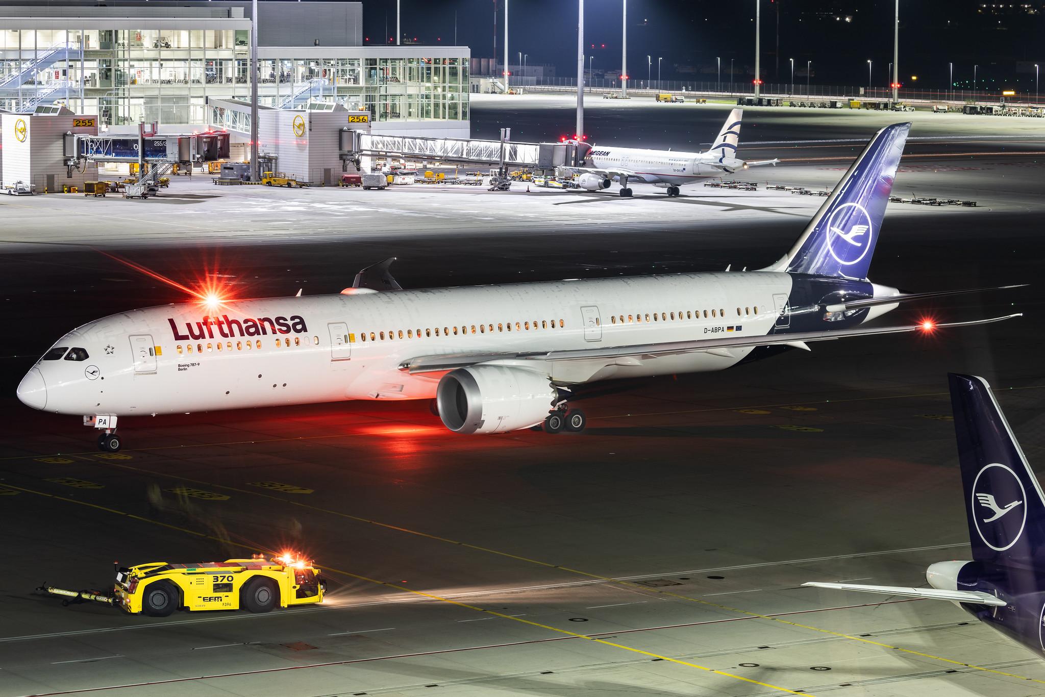 Munich Airport: Lufthansa (LH / DLH) | Boeing 787-9 Dreamliner B789 | D-ABPA | MSN 62730