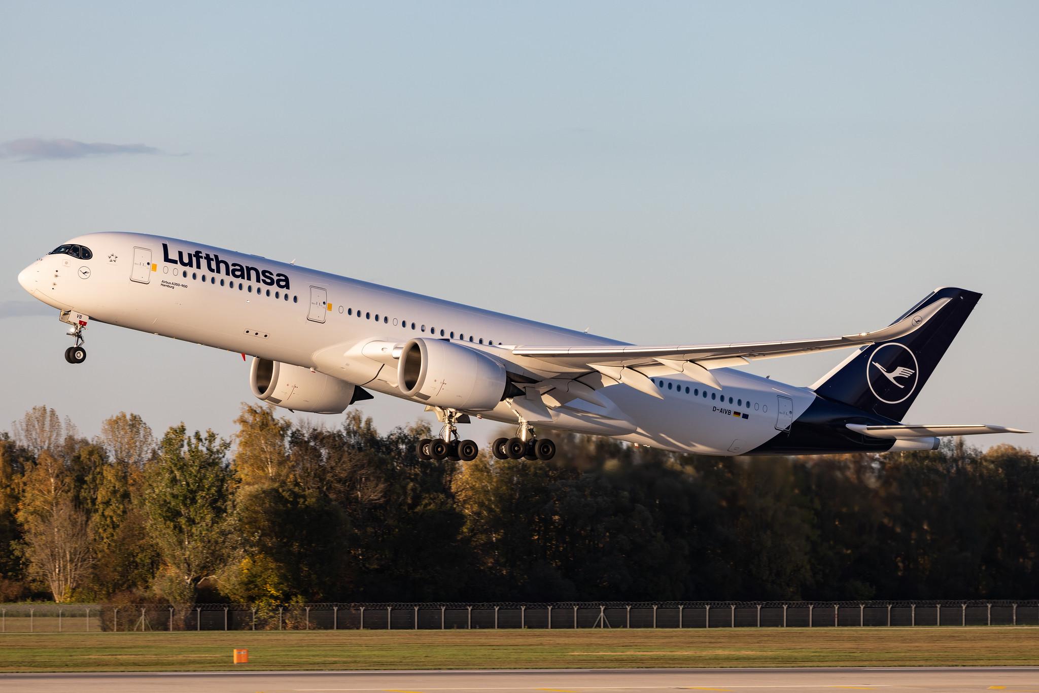 Munich Airport: Lufthansa (LH / DLH) | Airbus A350-941 A359 | D-AIVB | MSN 236