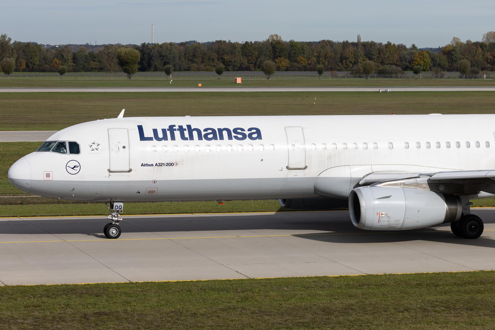 Munich Airport: Lufthansa (LH / DLH) | Airbus A321-231 A321 | D-AIDQ | MSN 5028