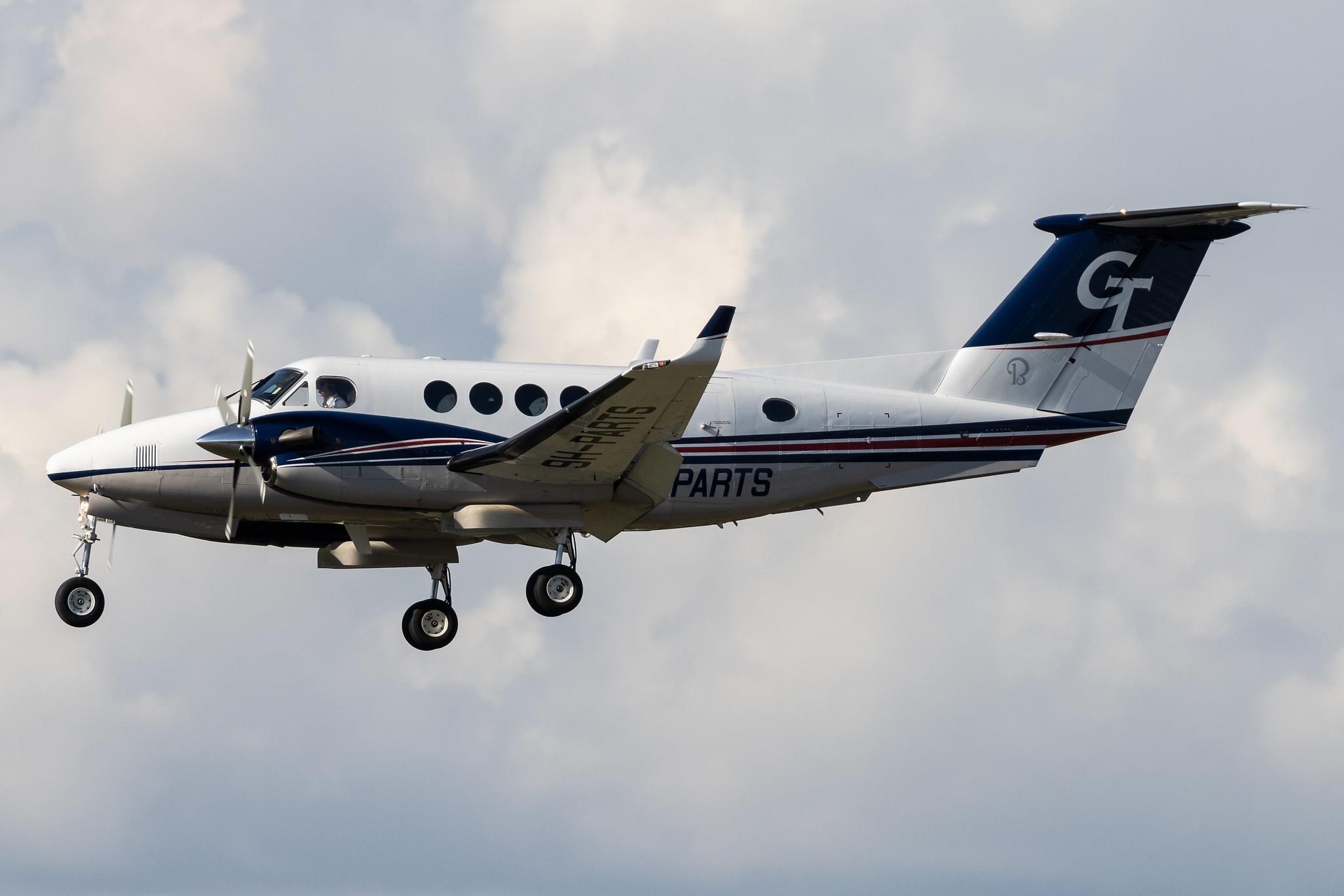 Hamburg Airport: VistaJet Malta (/ VJT) | Operator: VistaJet | Beech 200GT Super King Air BE20 | 9H-PARTS | MSN BY-46