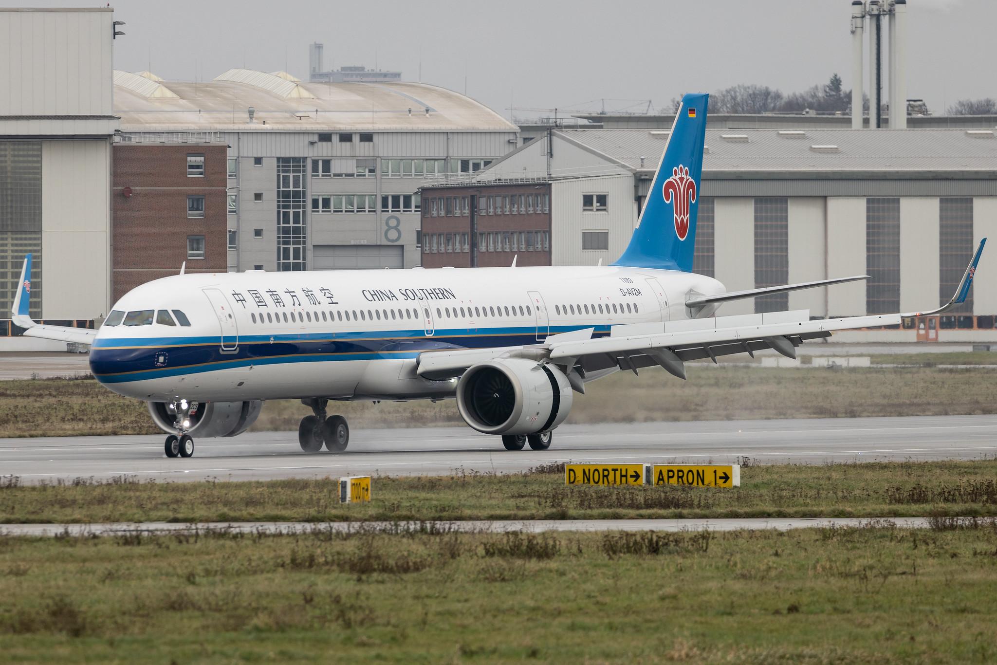 Hamburg Finkenwerder: China Southern Airlines (CZ / CSN) | Airbus A321-253NX A21N | D-AVZM | B-32CS | MSN 11053