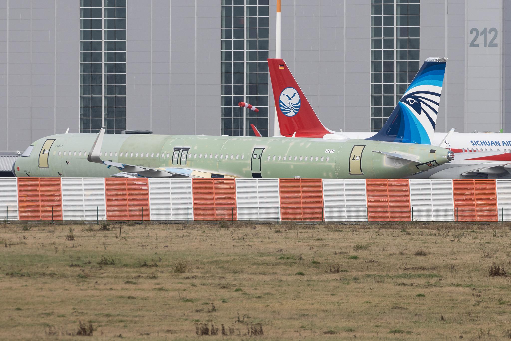 Hamburg Finkenwerder: EgyptAir (MS / MSR) | Airbus A321-251NX A21N | D-AZAX | SU- | MSN 11231