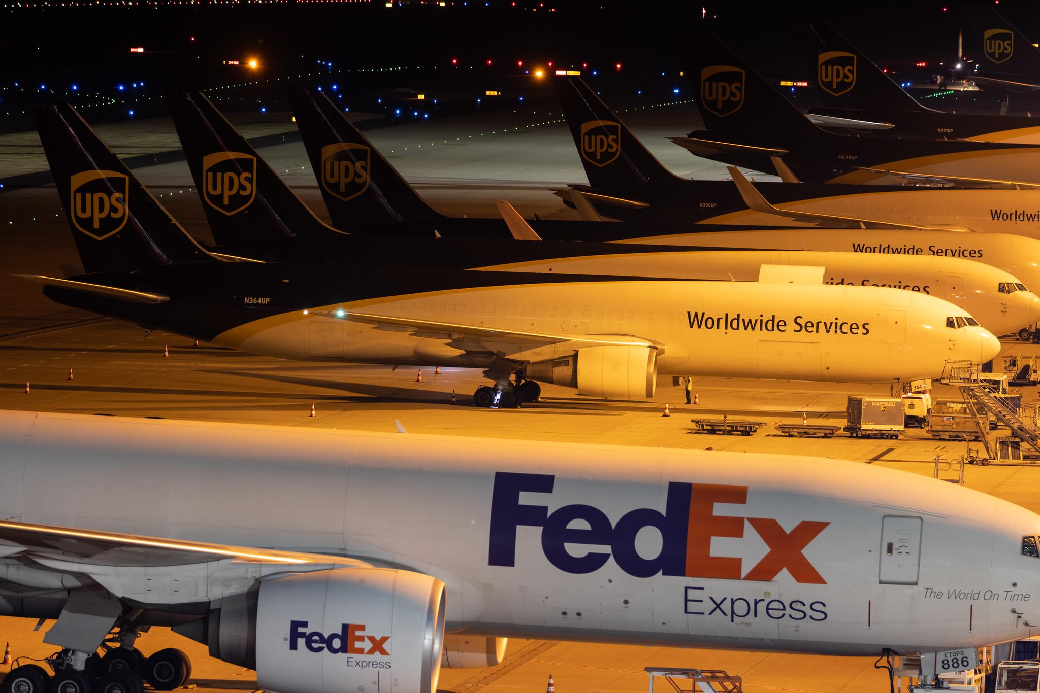 Köln Bonn Airport: UPS (5X / UPS) | Boeing 767-346(ER)(BCF) B763 | N364UP | MSN 33845