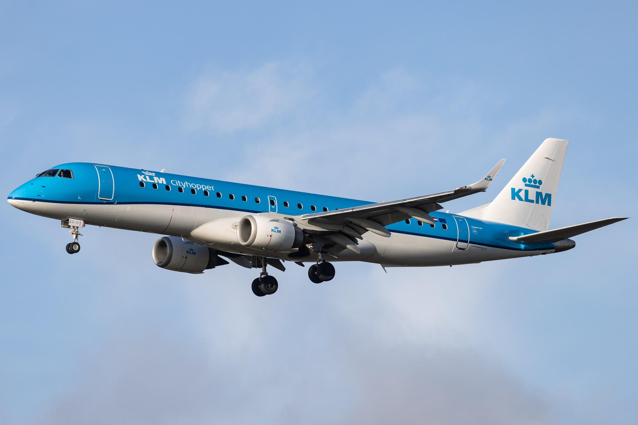Amsterdam Schiphol: KLM (KL / KLM) | Operator: KLM Cityhopper | Embraer E190STD E190 | PH-EZG | MSN 19000315