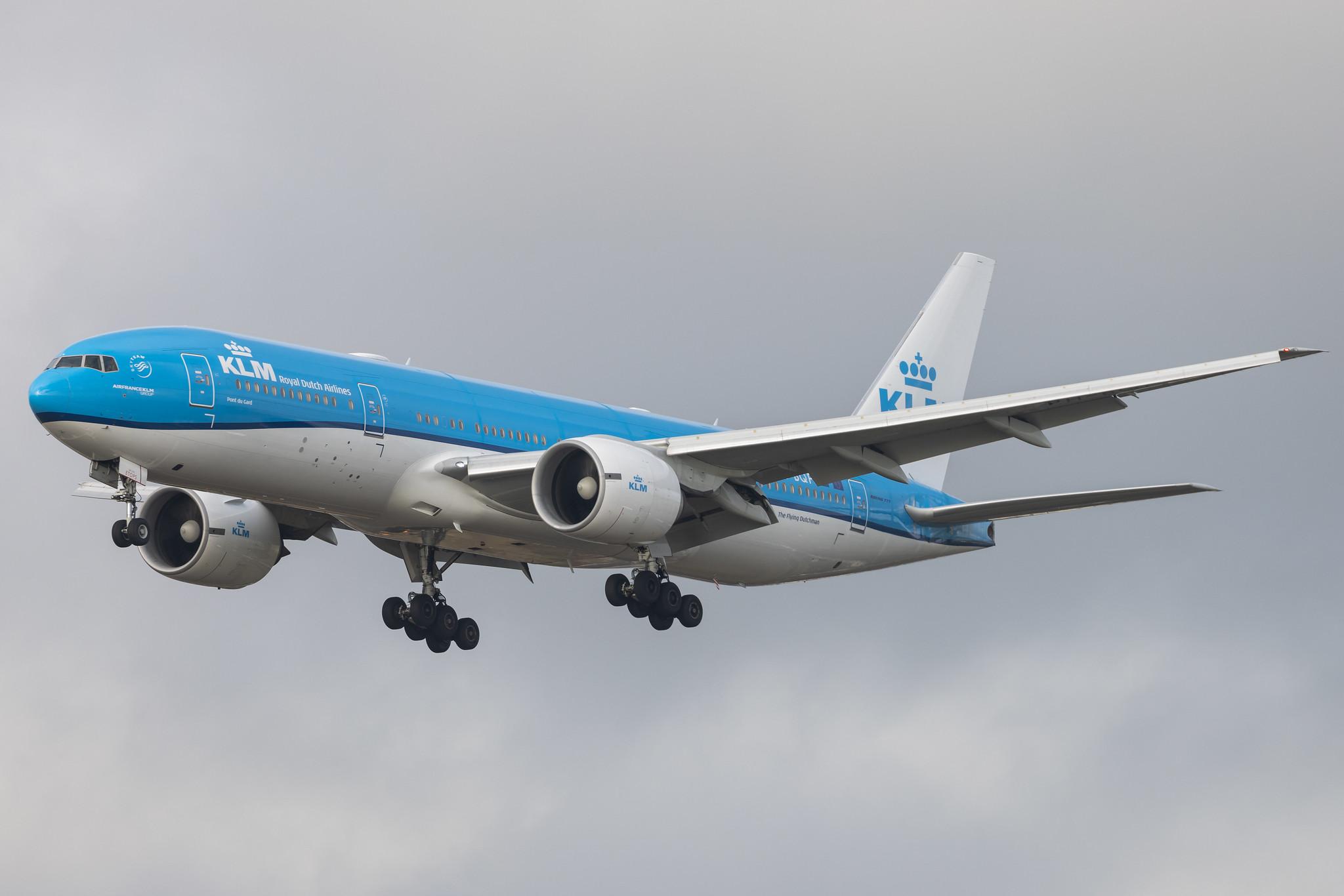 Amsterdam Schiphol: KLM (KL / KLM) | Boeing 777-206(ER) B772 | PH-BQP | MSN 32721