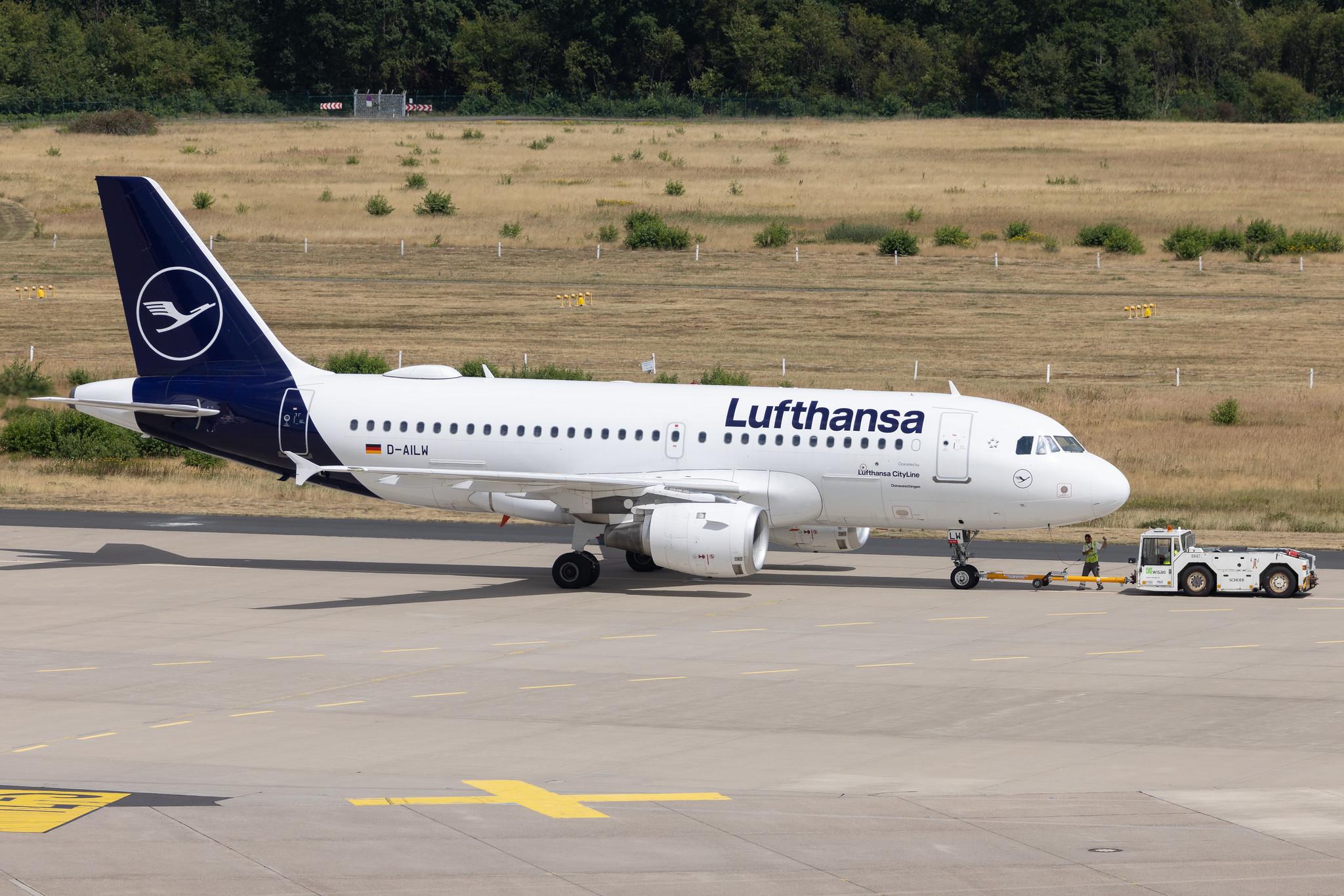 Köln Bonn Airport: Lufthansa (LH / DLH) | Airbus A319-114 A319 | D-AILW | MSN 0853
