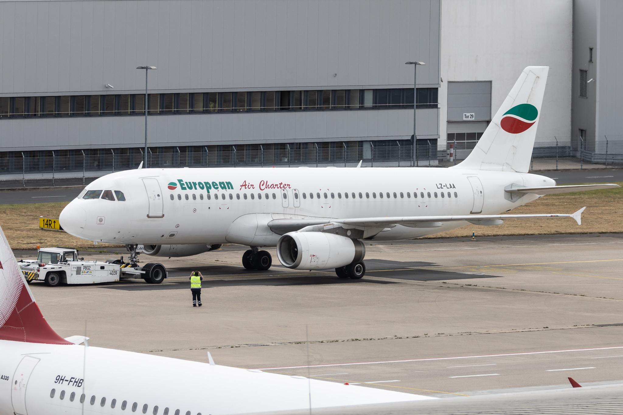 Köln Bonn Airport: European Air Charter (H6 / BUC) | Airbus A320-231 A320 | LZ-LAA | MSN 0256