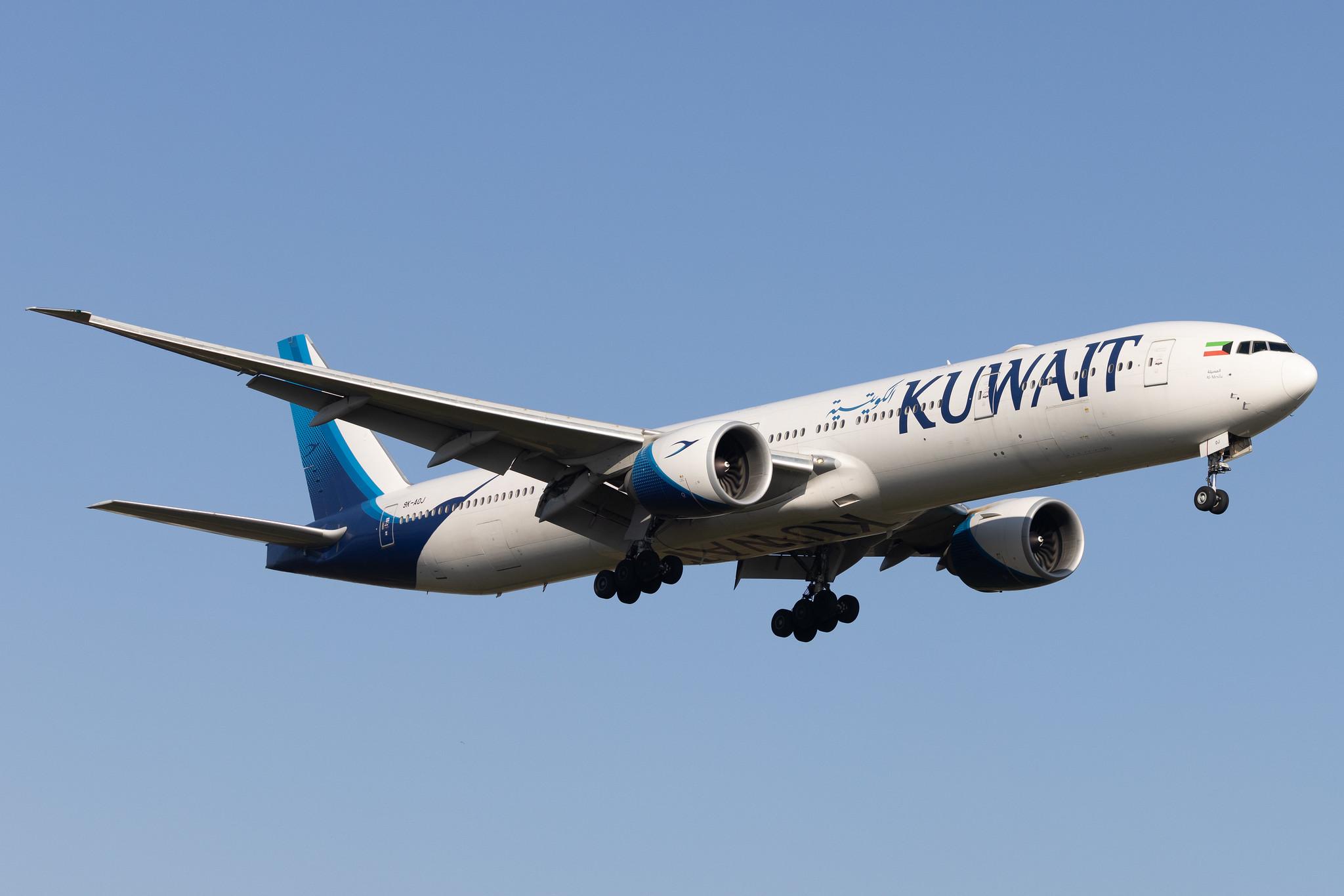London Heathrow: Kuwait Airways (KU / KAC) |  Boeing 777-369(ER) B77W | 9K-AOJ | MSN 62567