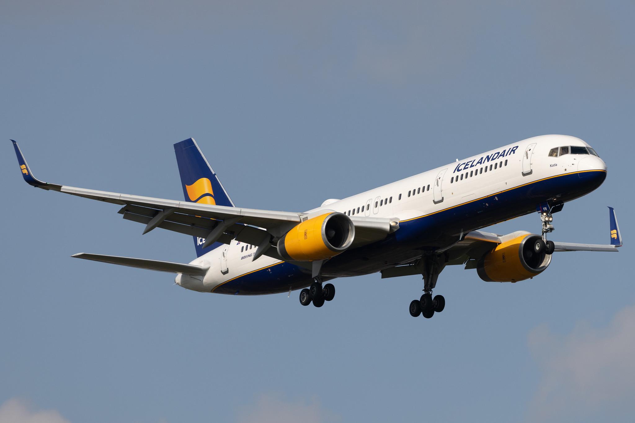 London Heathrow: Icelandair (FI / ICE) | Boeing 757-208 B752 | TF-FIV | MSN 30424