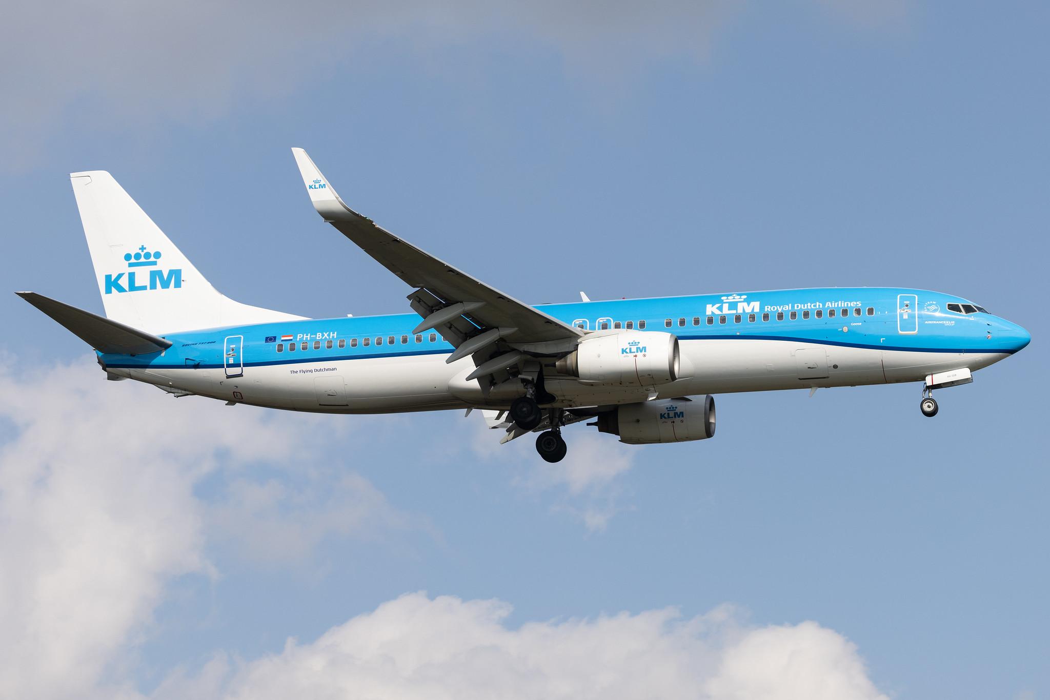 London Heathrow: KLM (KL / KLM) | Boeing 737-8K2 B738 | PH-BXH | MSN 29597