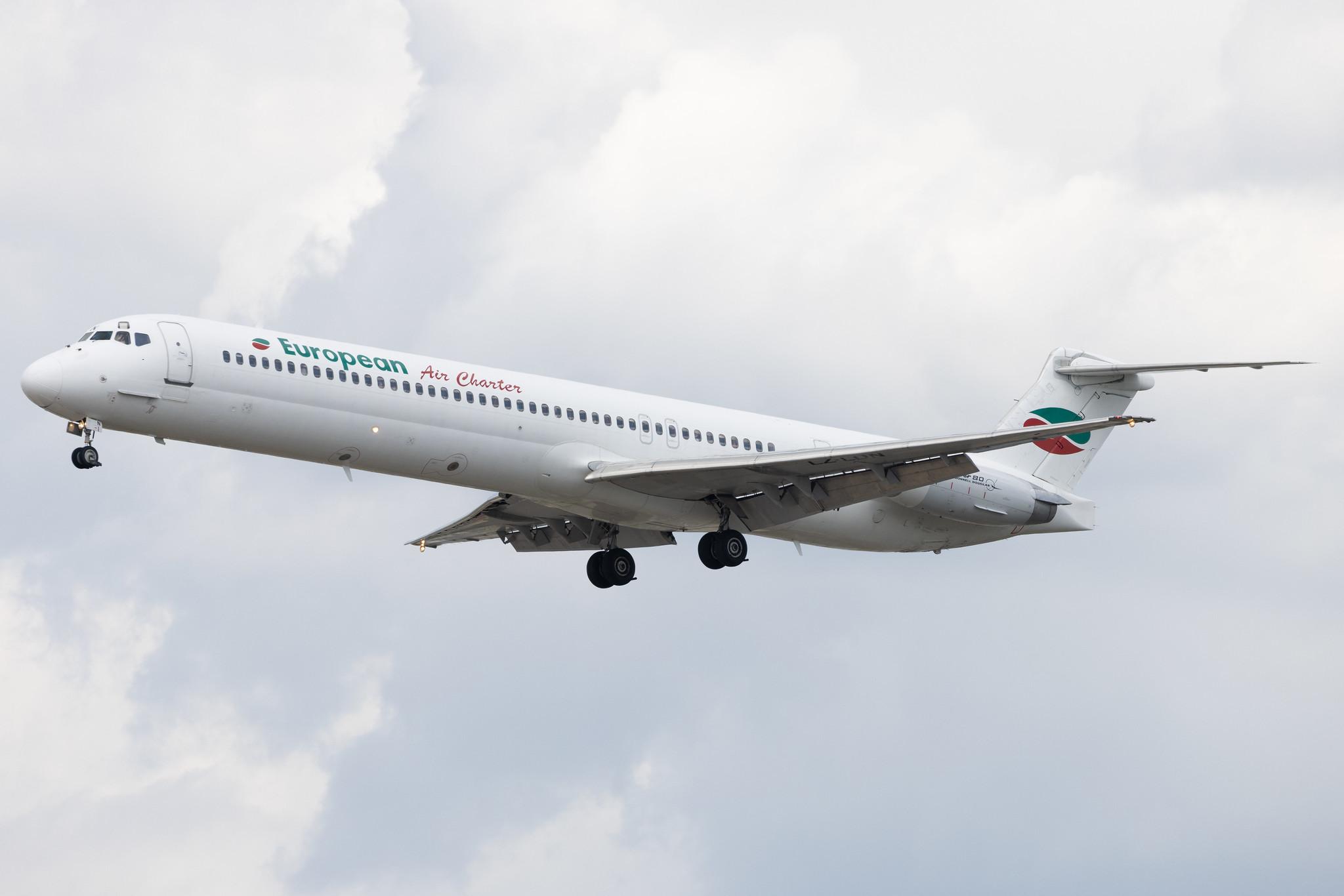 Frankfurt Airport: European Air Charter (H6 / BUC) | McDonnell Douglas MD-82 MD82 | LZ-LDN | MSN 53216