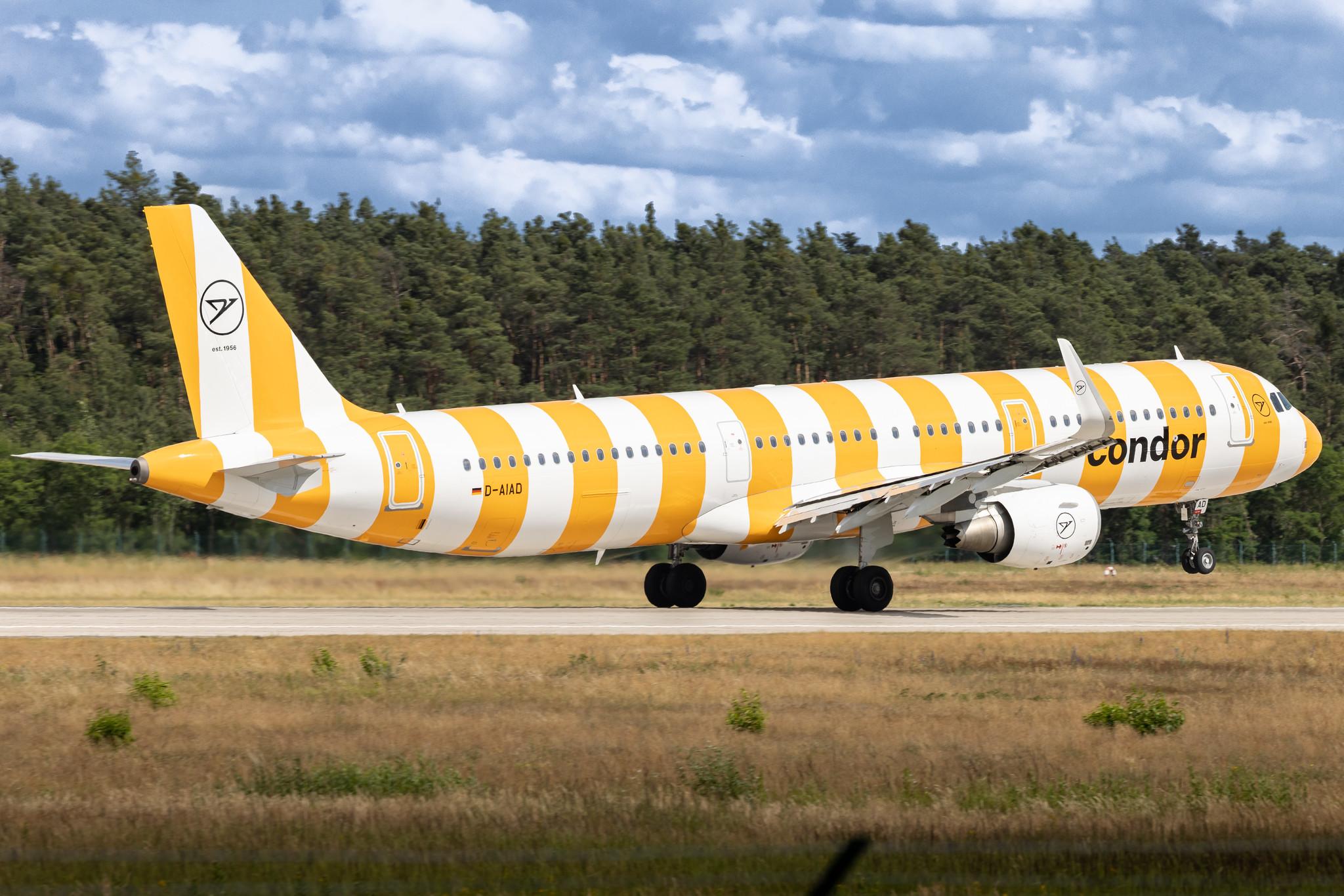 Frankfurt Airport: Condor (DE / CFG) | Airbus A321-211 A321 | D-AIAD | MSN 6053