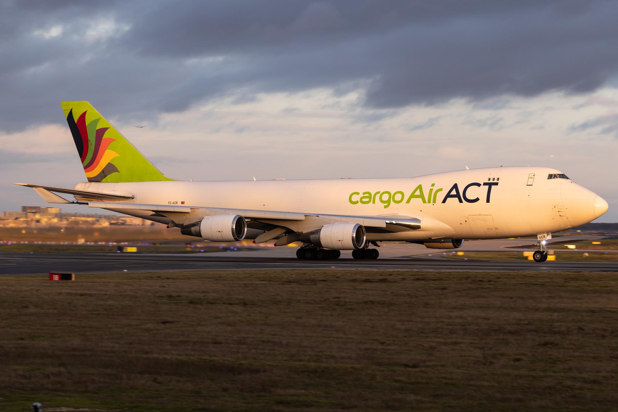 Frankfurt Airport: AirACT (9T / RUN) | Boeing 747-428F(ER) B744 | TC-ACR | MSN 32866
