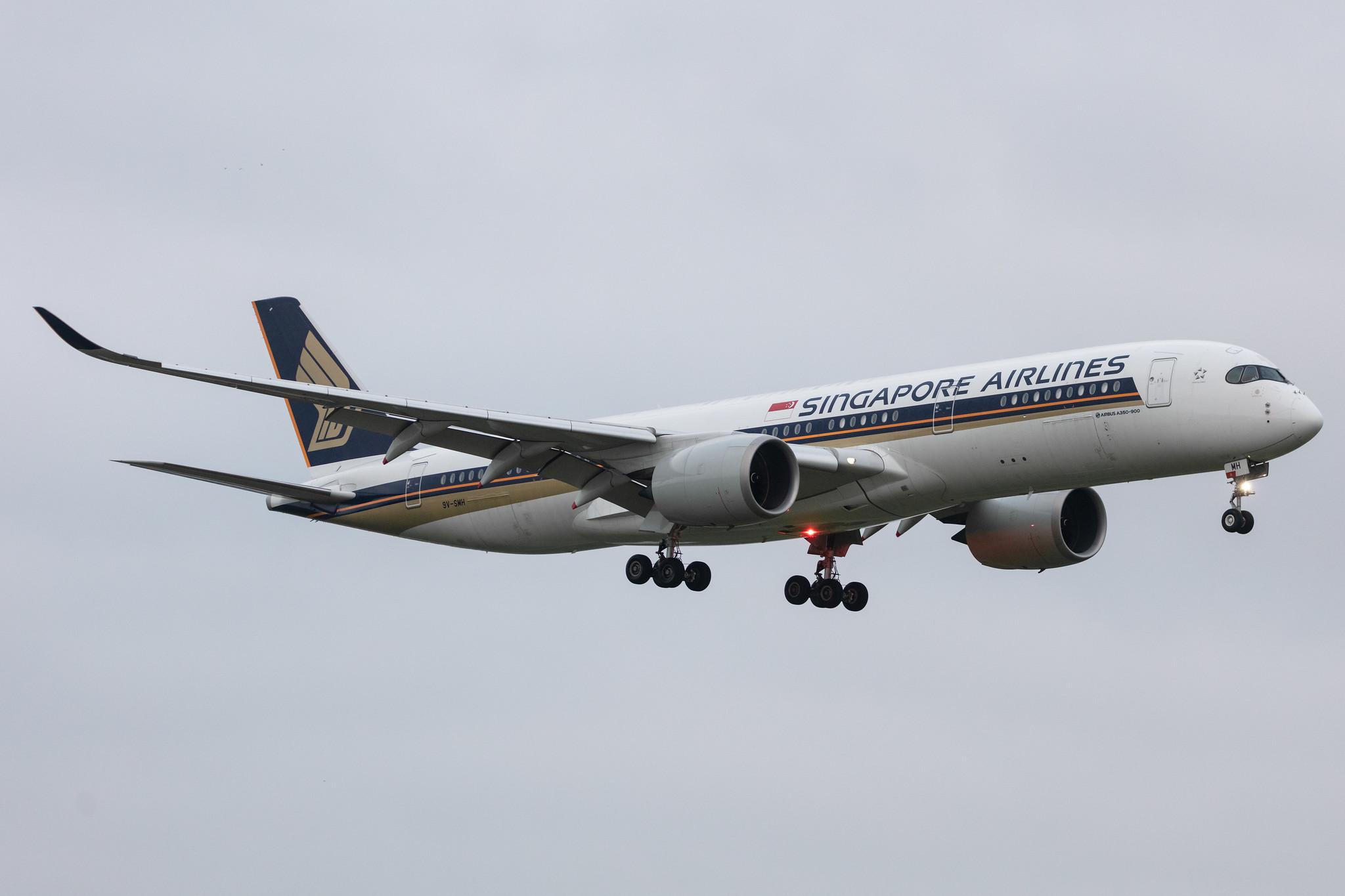 Amsterdam Schiphol: Singapore Airlines (SQ / SIA) |  Airbus A350-941 A359 | 9V-SMH | MSN 068