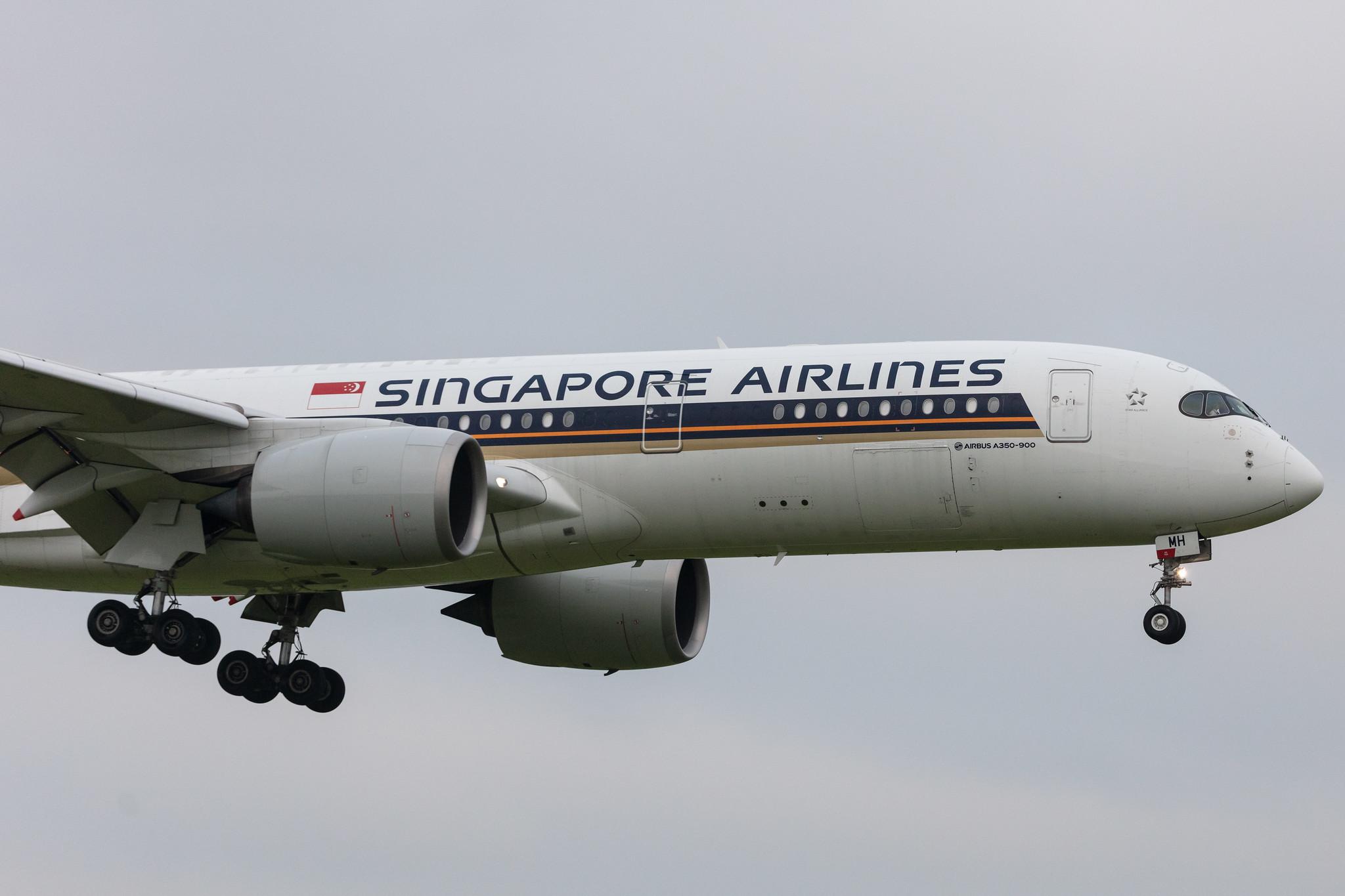 Amsterdam Schiphol: Singapore Airlines (SQ / SIA) |  Airbus A350-941 A359 | 9V-SMH | MSN 068