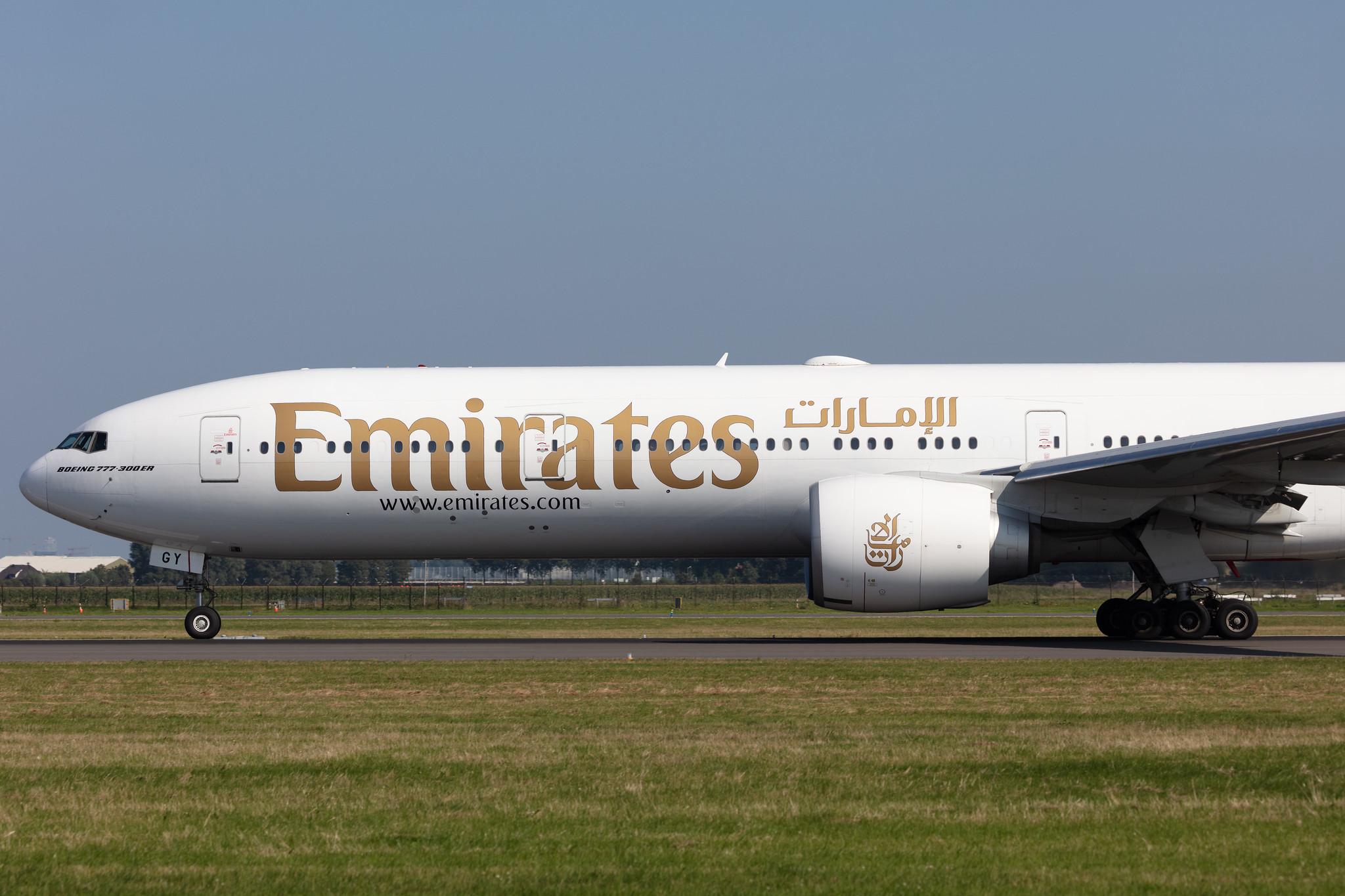 Amsterdam Schiphol: Emirates (EK / UAE) |  Boeing 777-31H(ER) B77W | A6-EGY | MSN 41080