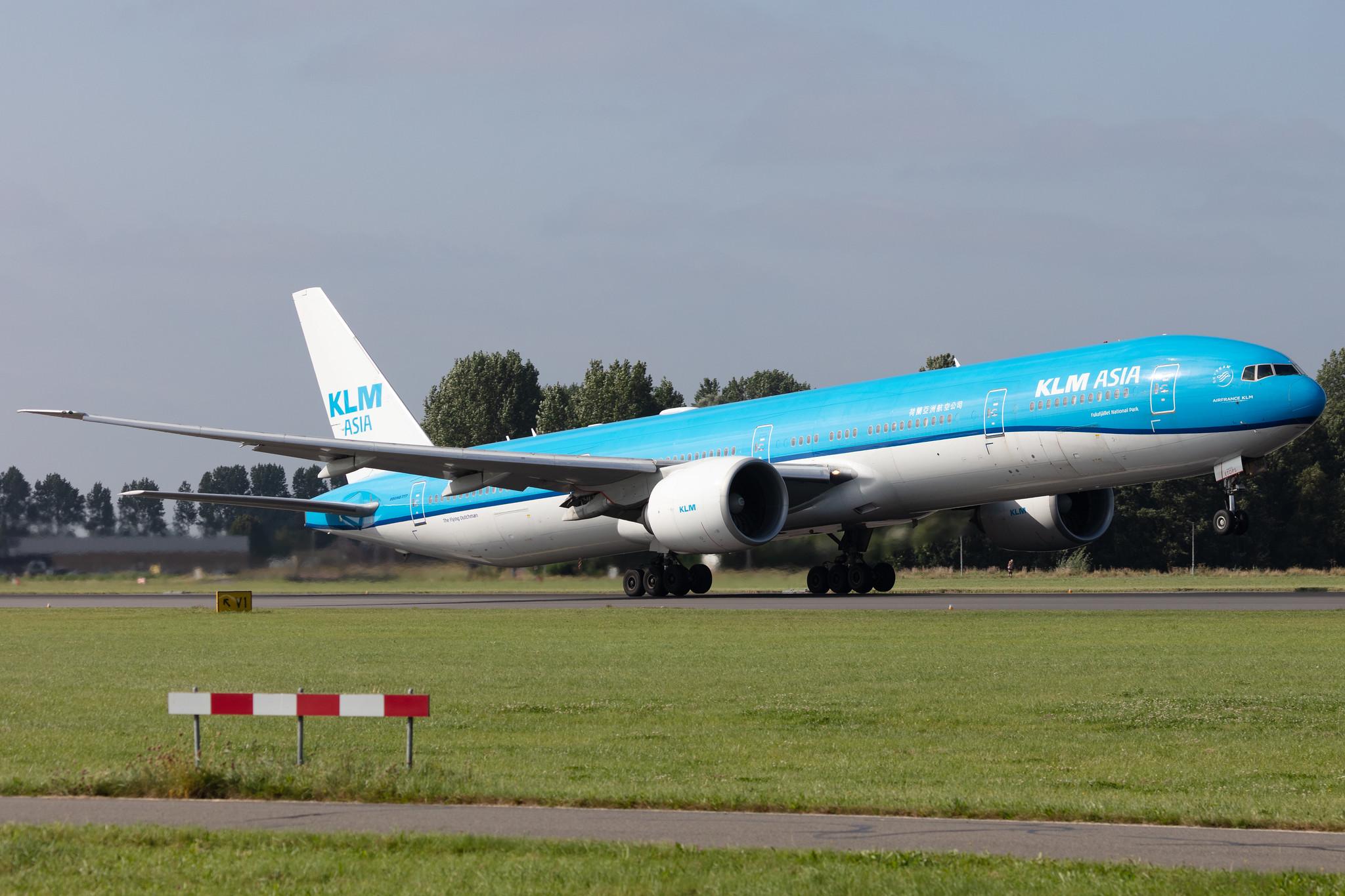 Amsterdam Schiphol: KLM (KL / KLM) |  Boeing 777-306(ER) B77W | PH-BVB | MSN 36145