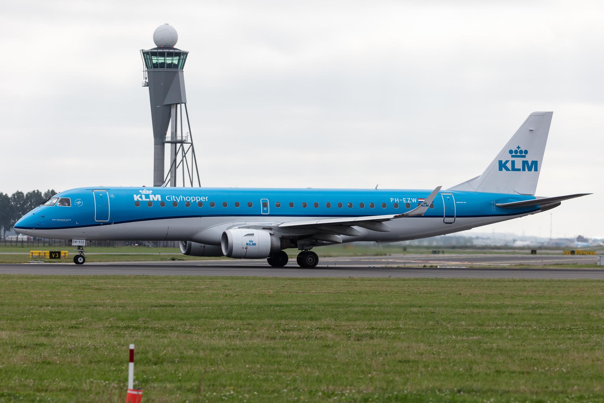Amsterdam Schiphol: KLM (KL / KLM) | Operator: KLM Cityhopper |  Embraer E190STD E190 | PH-EZW | MSN 19000533