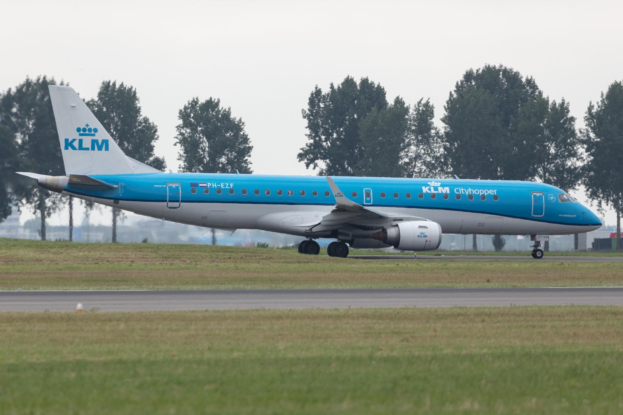 Amsterdam Schiphol: KLM (KL / KLM) | Operator: KLM Cityhopper |  Embraer E190STD E190 | PH-EZZ | MSN 19000654