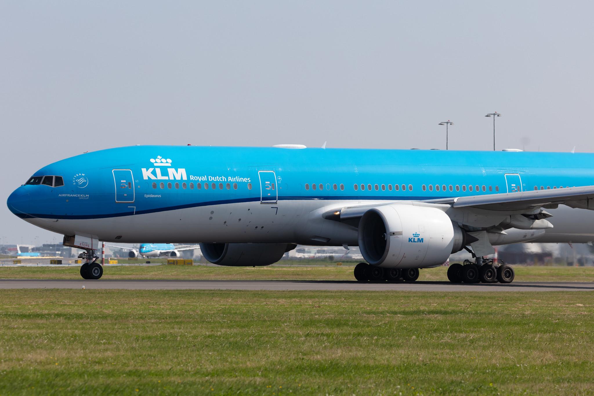 Amsterdam Schiphol: KLM (KL / KLM) |  Boeing 777-206(ER) B772 | PH-BQE | MSN 28691