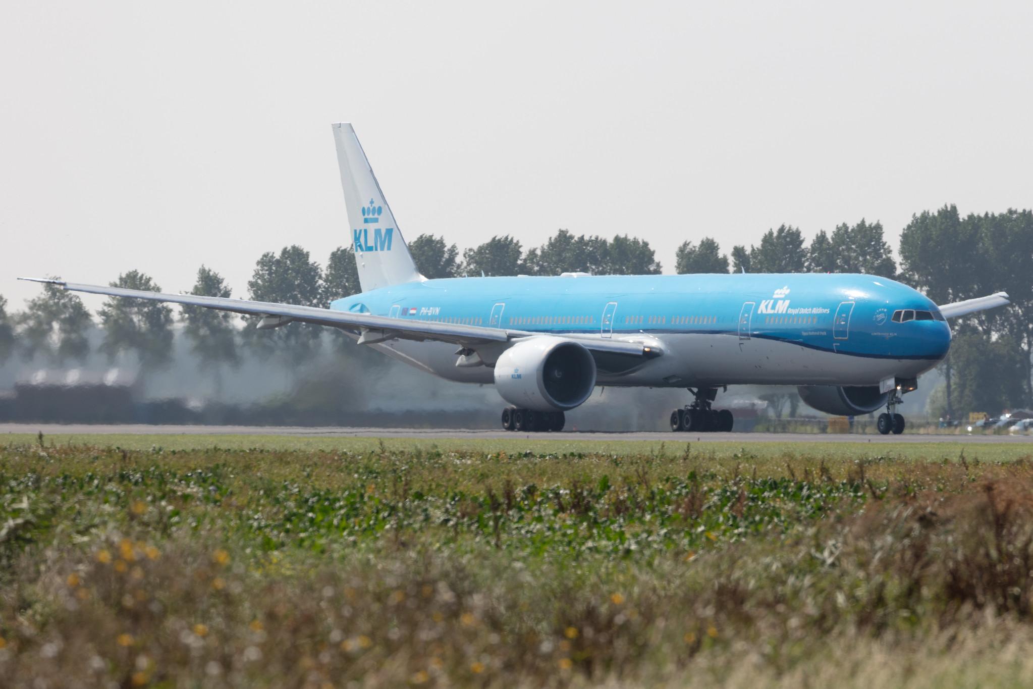 Amsterdam Schiphol: KLM (KL / KLM) |  Boeing 777-306(ER) B77W | PH-BVN | MSN 44549