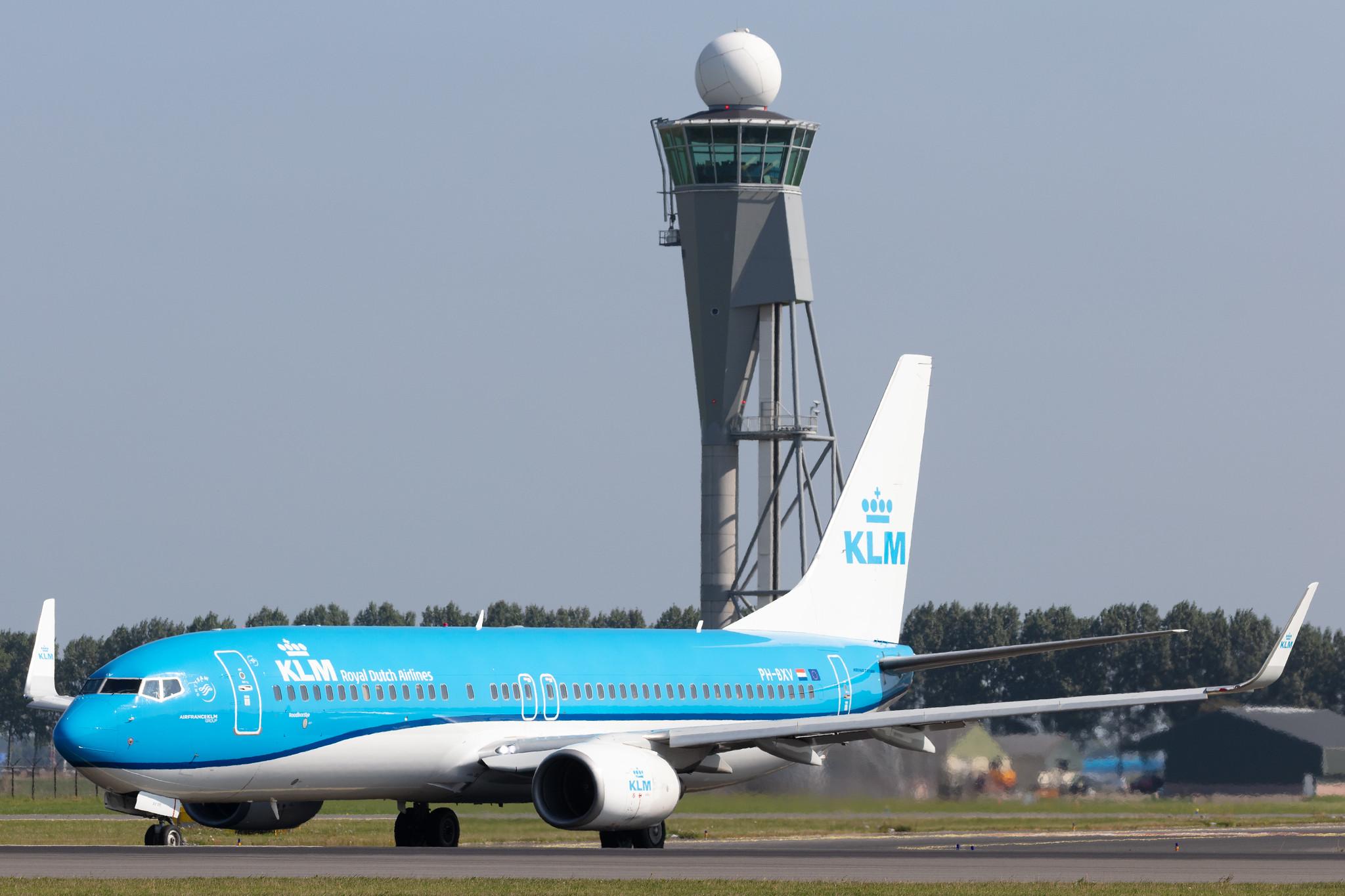 Amsterdam Schiphol: KLM (KL / KLM) |  Boeing 737-8K2 B738 | PH-BXV | MSN 30370