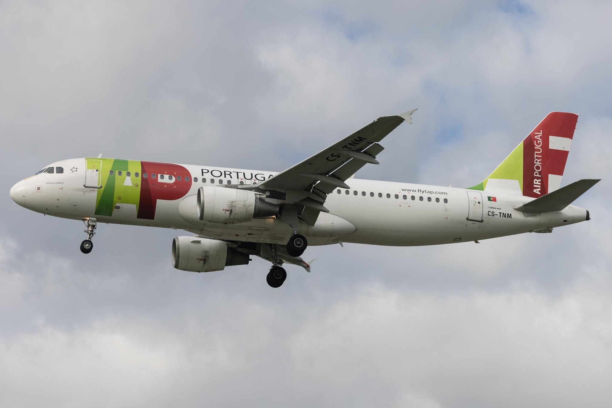 Aeroporto de Lisboa: TAP Air Portugal (TP / TAP) | Airbus A320-214 A320 | CS-TNM | MSN 1799
