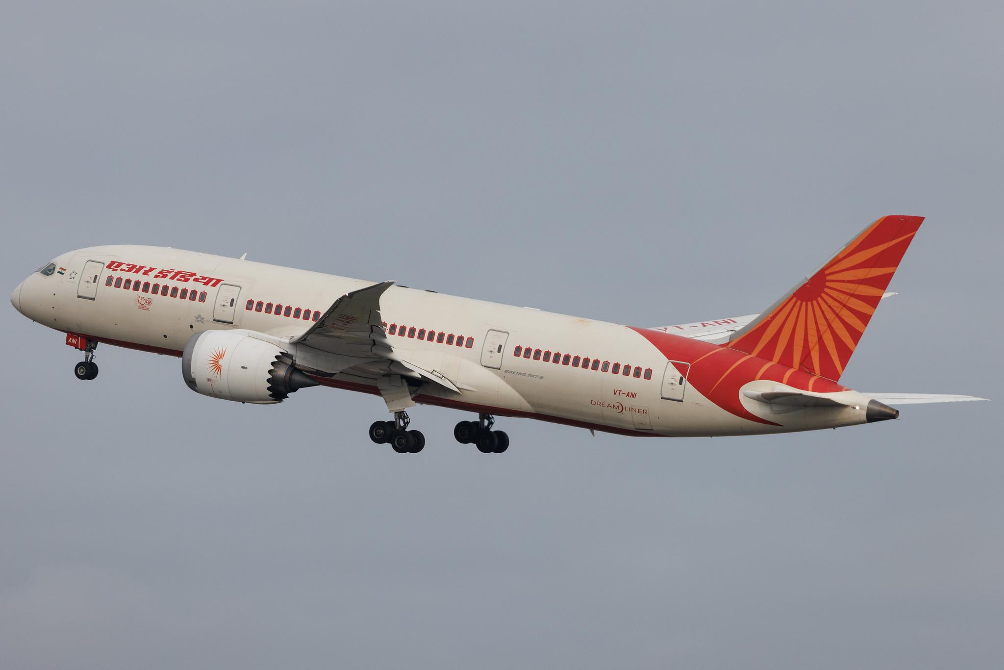 London Heathrow: Air India (AI / AIC) | Boeing 787-8 Dreamliner B788 | VT-ANI | MSN 36277