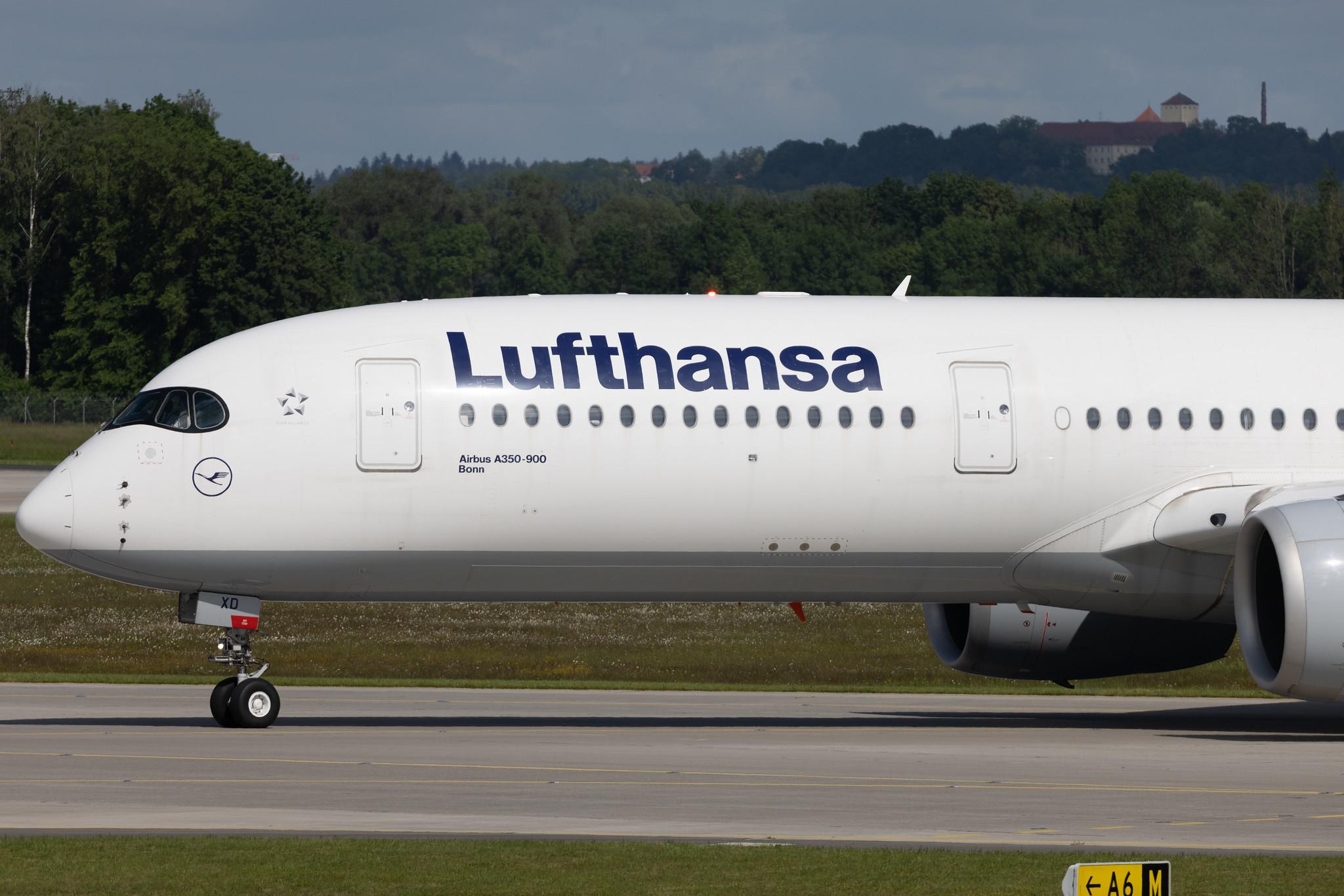 Munich Airport: Lufthansa (LH / DLH) | Airbus A350-941 A359 | D-AIXD | MSN 127