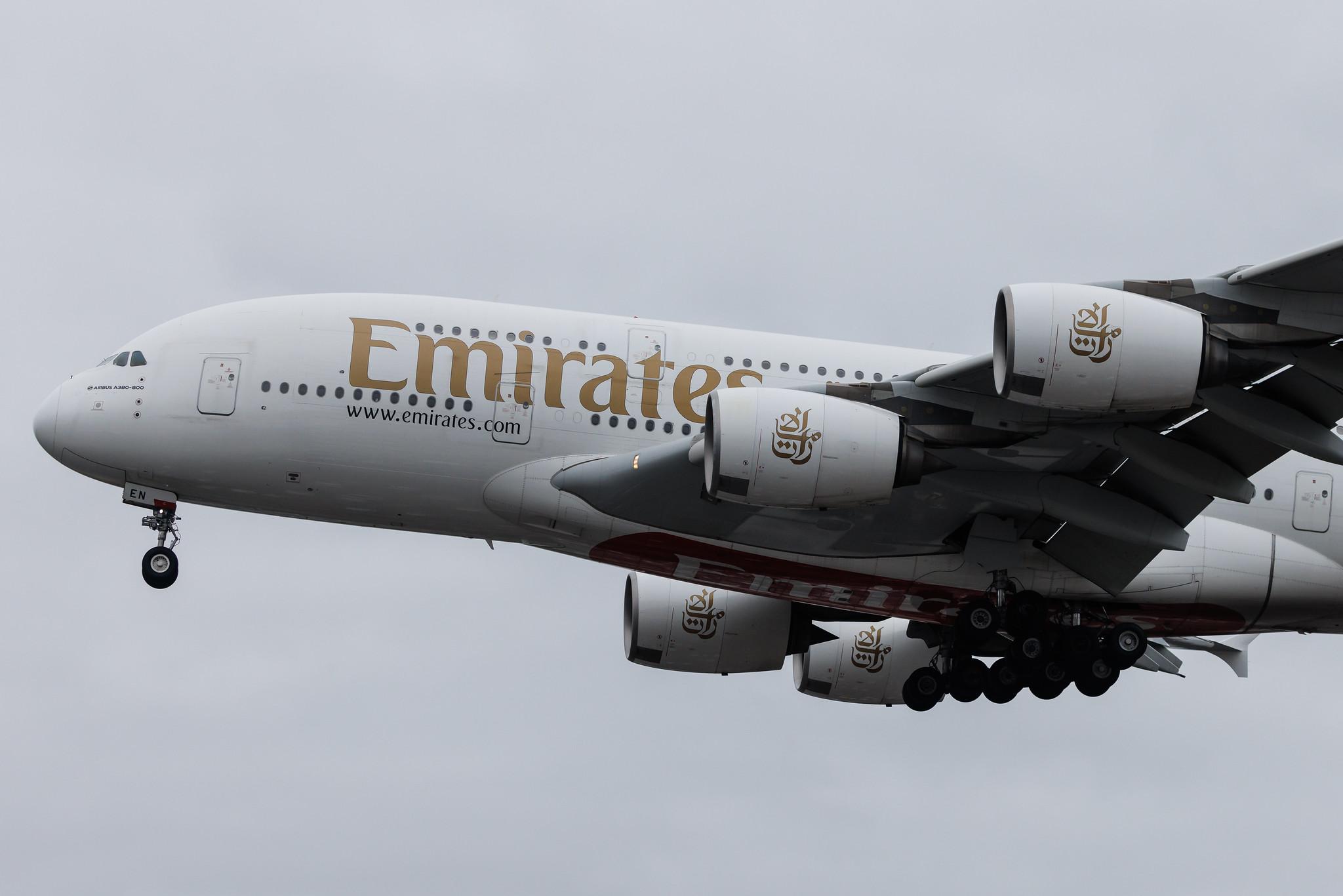 London Heathrow: Emirates (EK / UAE) | Airbus A380-861 A388 | A6-EEN | MSN 135
