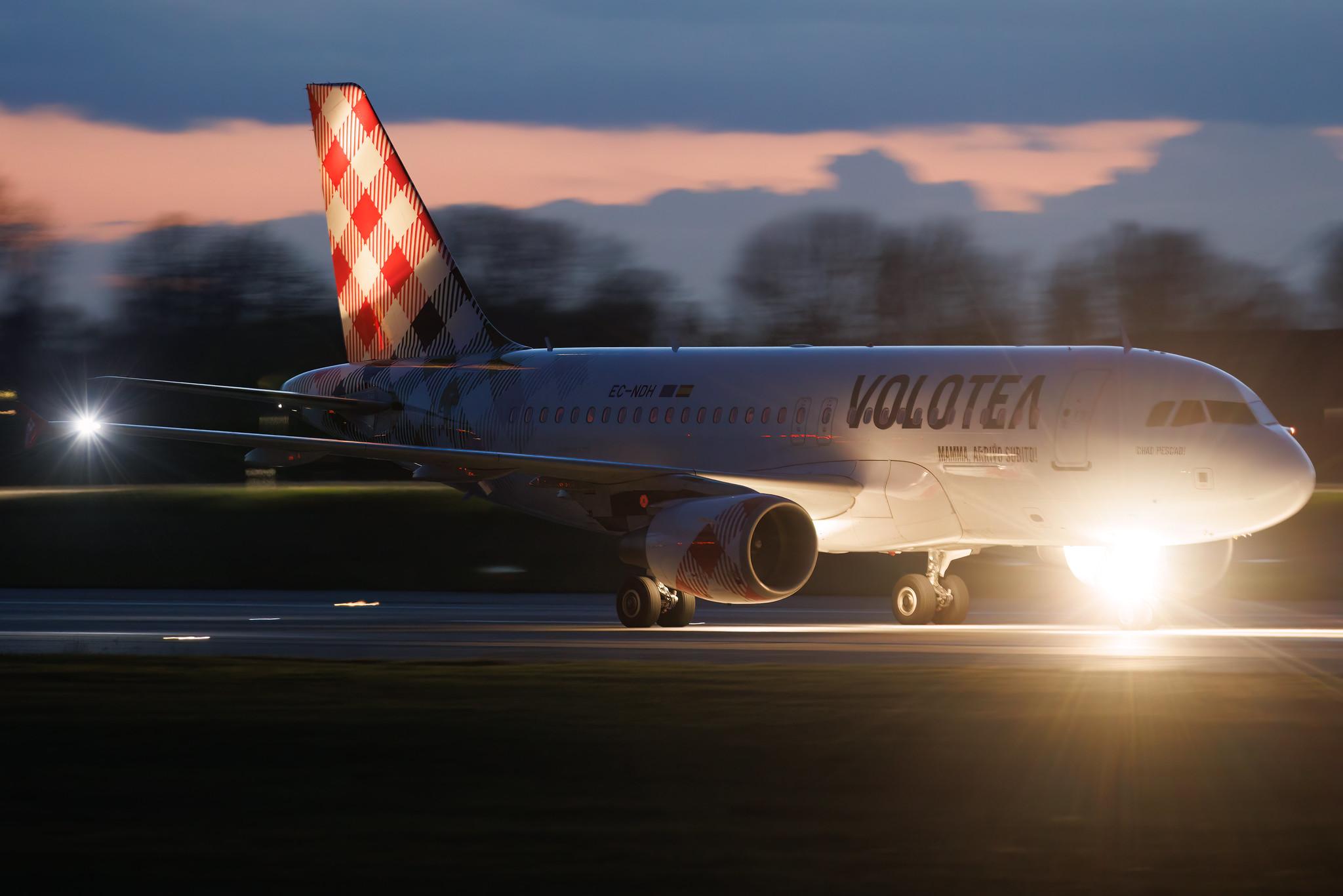 Hamburg Finkenwerder: Volotea (V7 / VOE) | Airbus A319-111 A319 | EC-NDH | MSN 03403