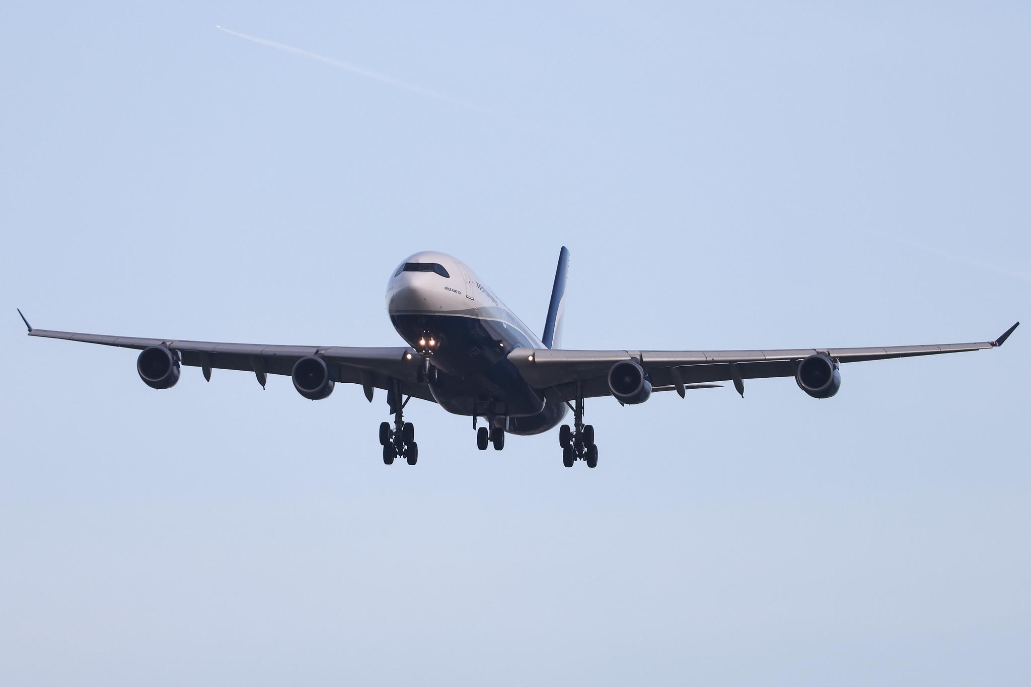 Aeroporto de Lisboa: Hi Fly (5K / HFY) | Operator: Hi Fly Malta | Airbus A340-312 A343 | 9H-SUN | MSN 0367