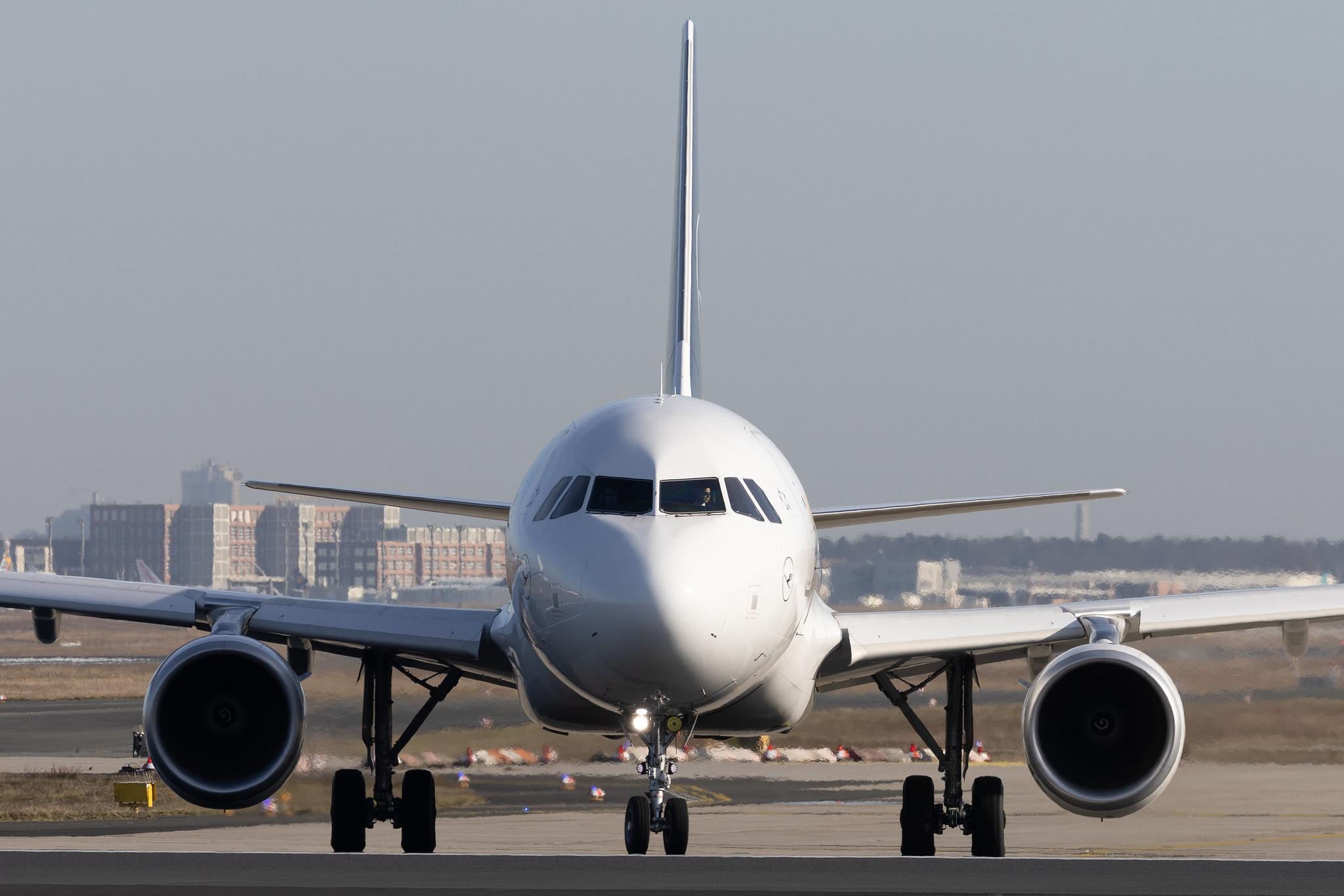 Frankfurt Airport: Lufthansa (LH / DLH) | Airbus A320-214 A320 | D-AIWK | MSN 9058