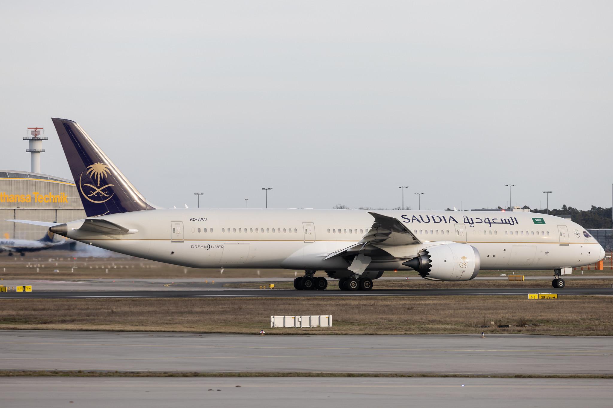 Frankfurt Airport: Saudia (SV / SVA) | Boeing 787-9 Dreamliner B789 | HZ-AR11 | MSN 40045