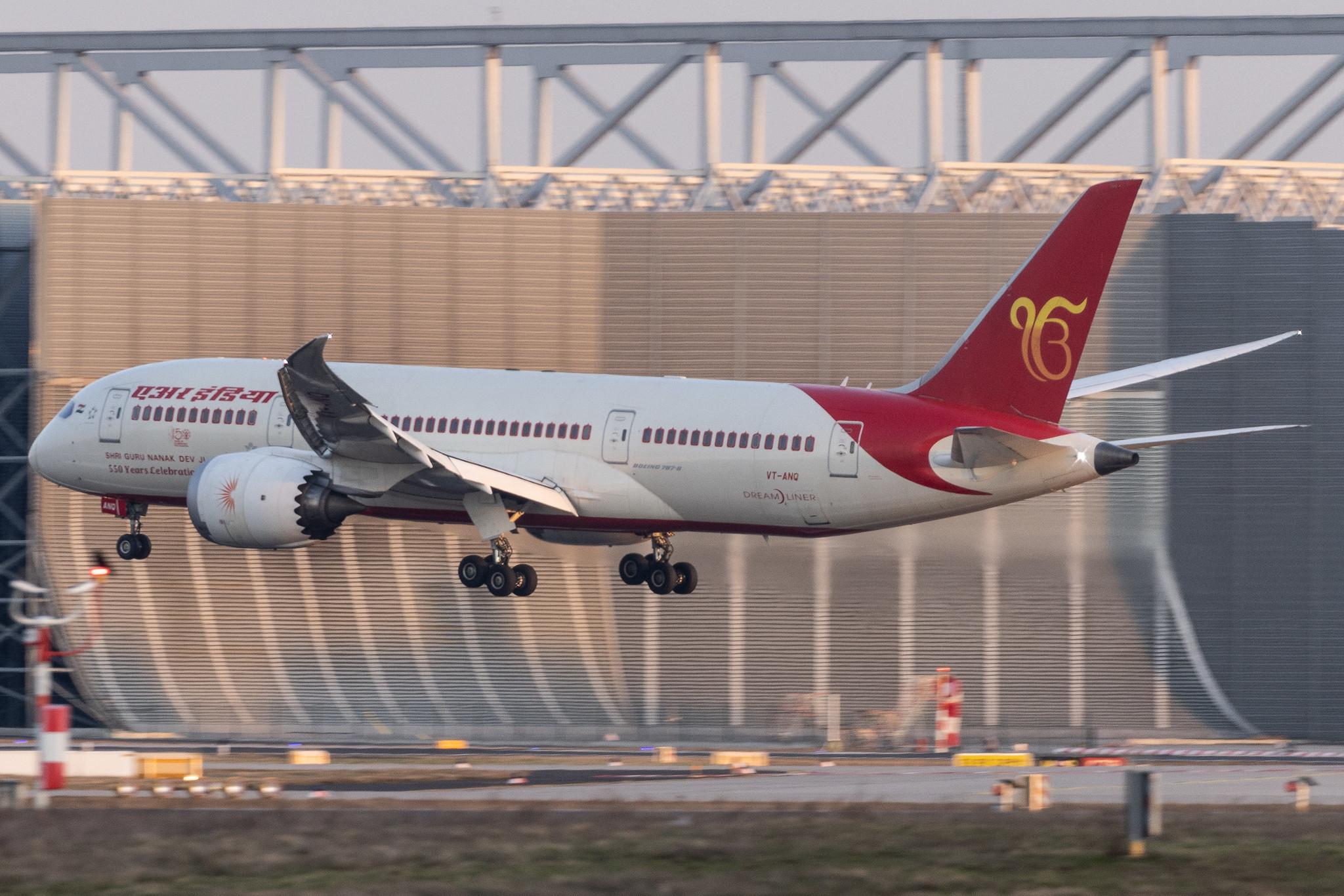 Frankfurt Airport: All Nippon Airways (NH / ANA) | Boeing 777-381(ER) B77W | JA787A | MSN 37949