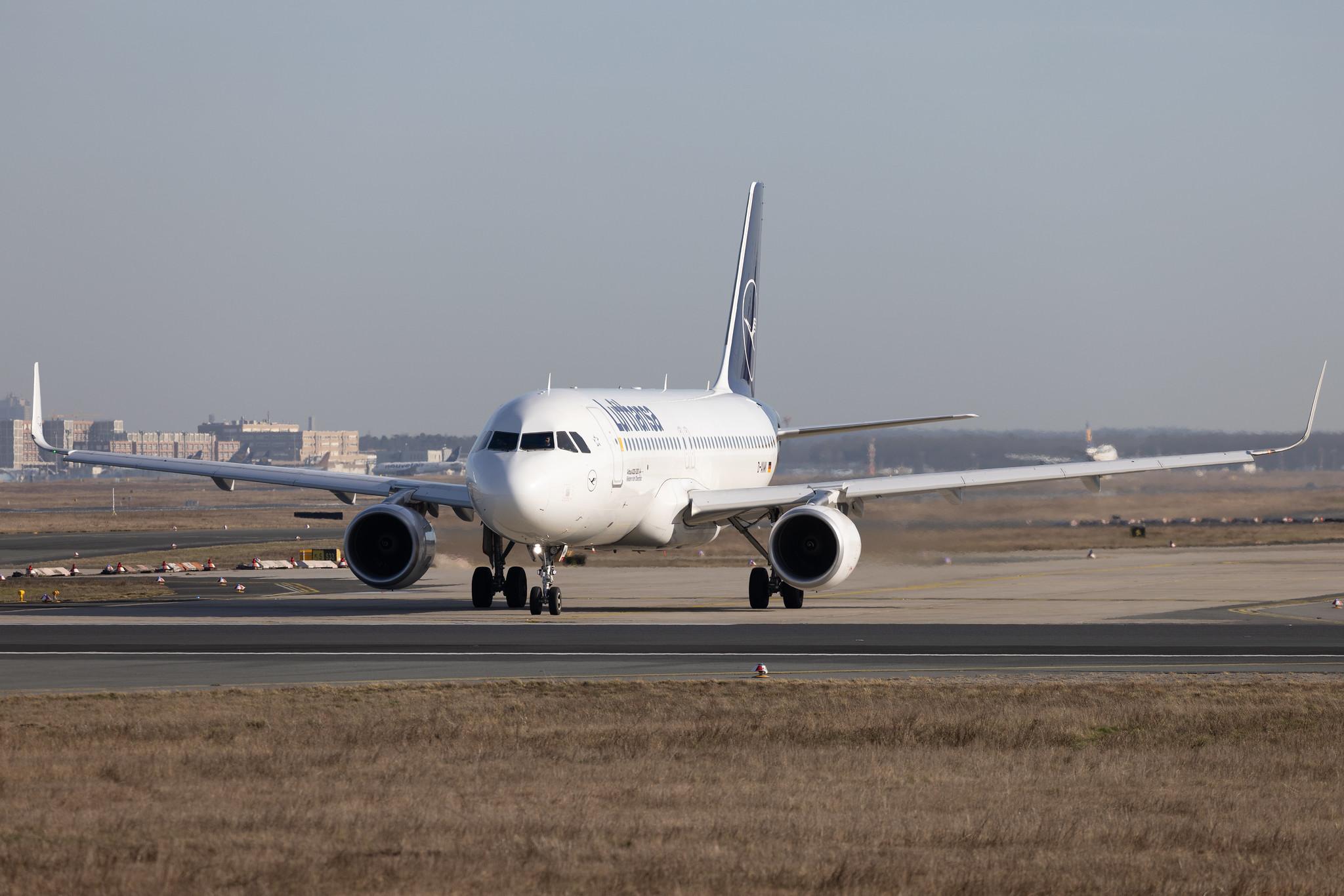 Frankfurt Airport: Lufthansa (LH / DLH) | Airbus A320-214 A320 | D-AIWK | MSN 9058