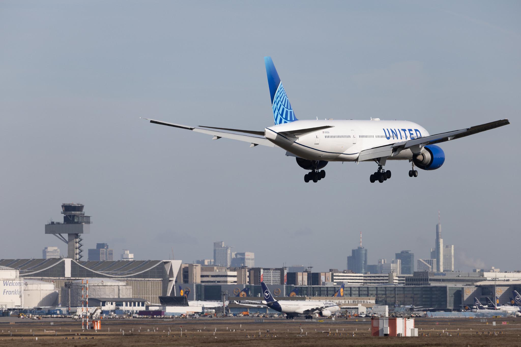 Frankfurt Airport: United Airlines (UA / UAL) | Boeing 777-224(ER) B772 | N78004 | MSN 27580