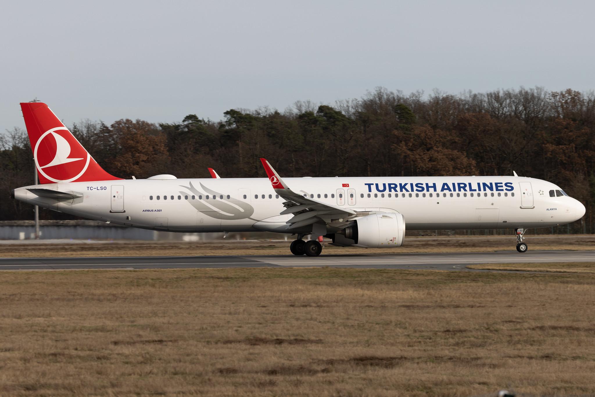 Frankfurt Airport: Turkish Airlines (TK / THY) | Airbus A321-271NX A21N | TC-LSO | MSN 09095