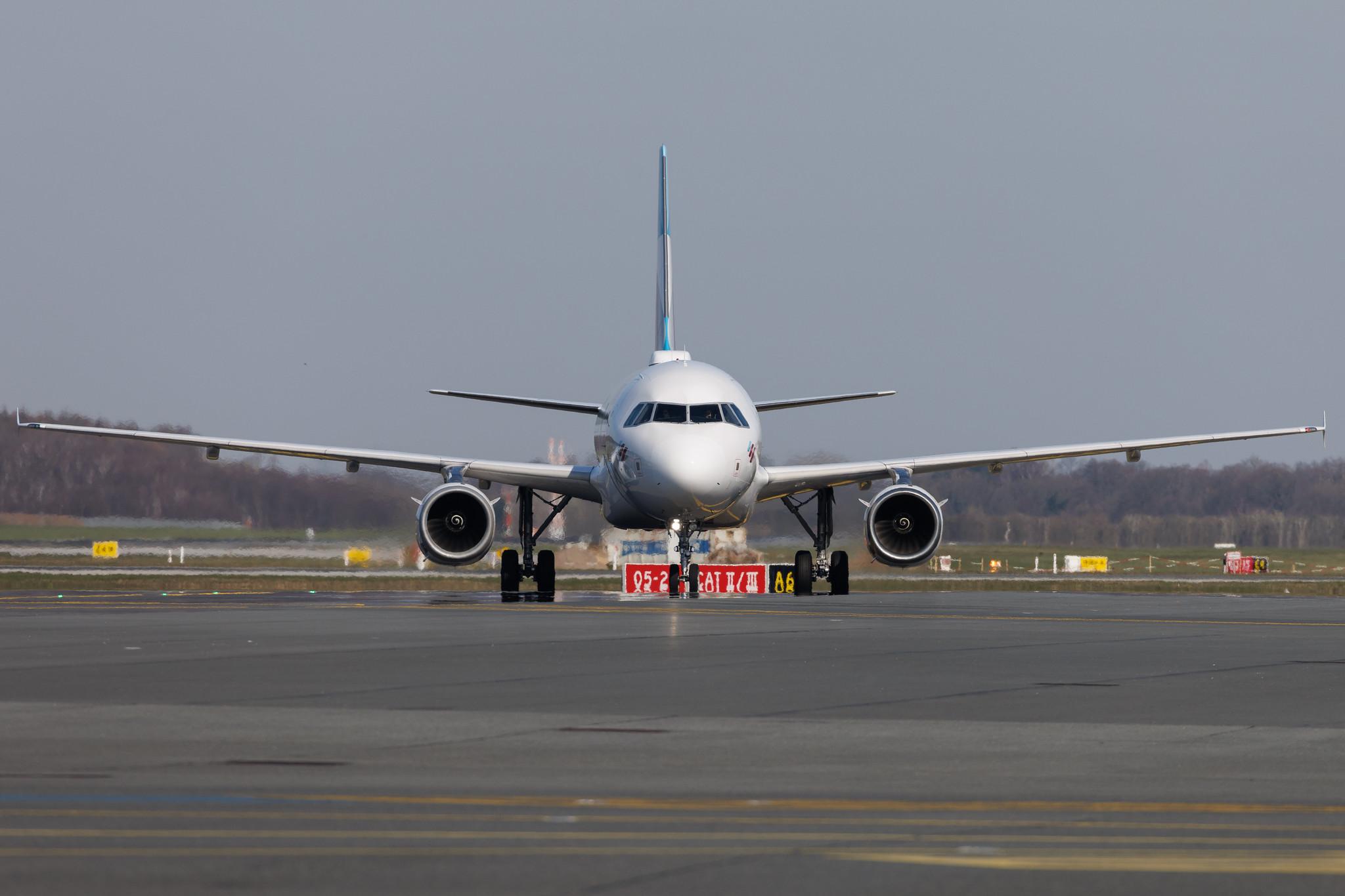 Hamburg Airport: Eurowings (EW / EWG) | Airbus A319-132 A319 | D-AGWN | MSN 3841