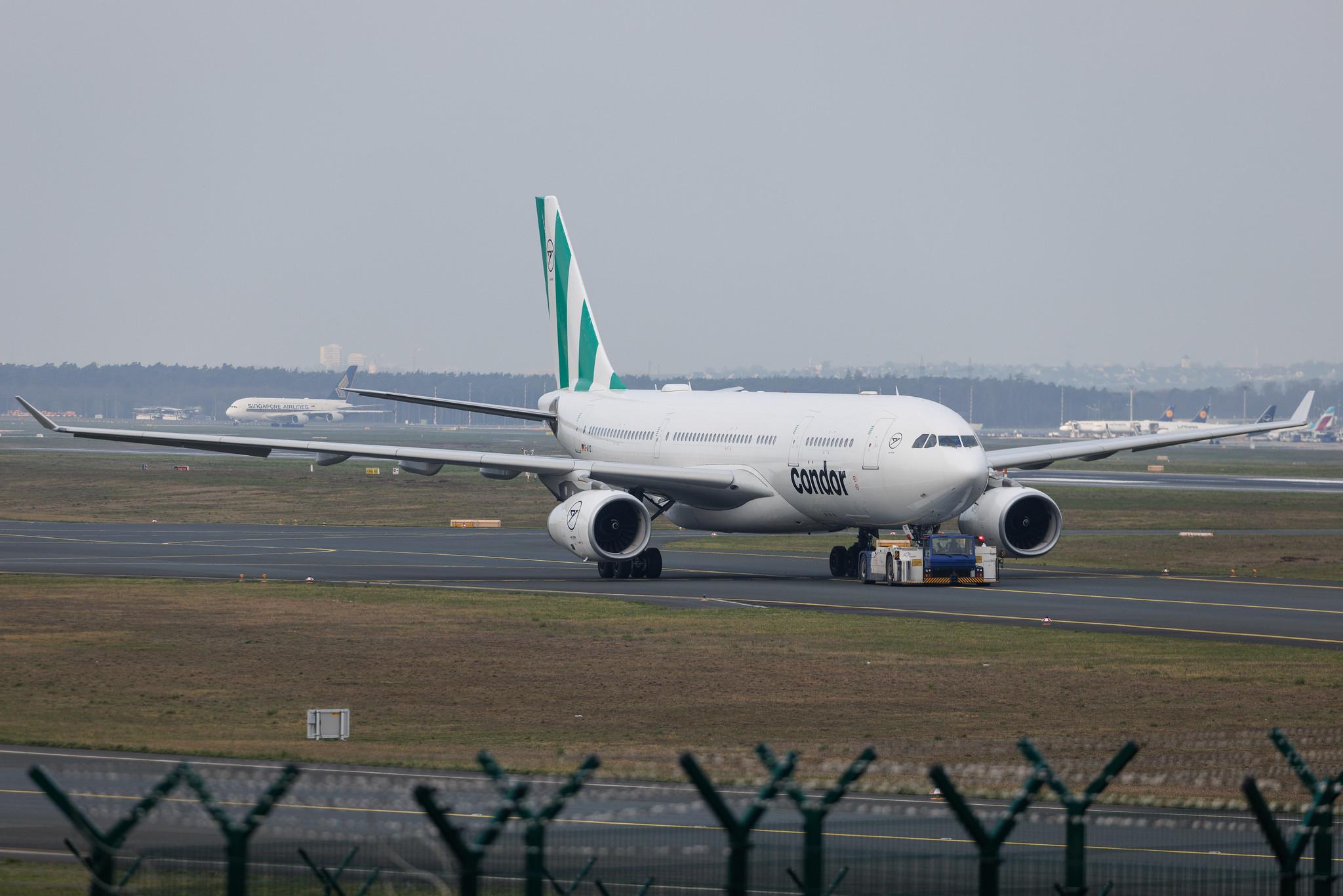 Frankfurt Airport: Condor (DE / CFG) | Airbus A330-243 A332 | D-AIYD | MSN 991
