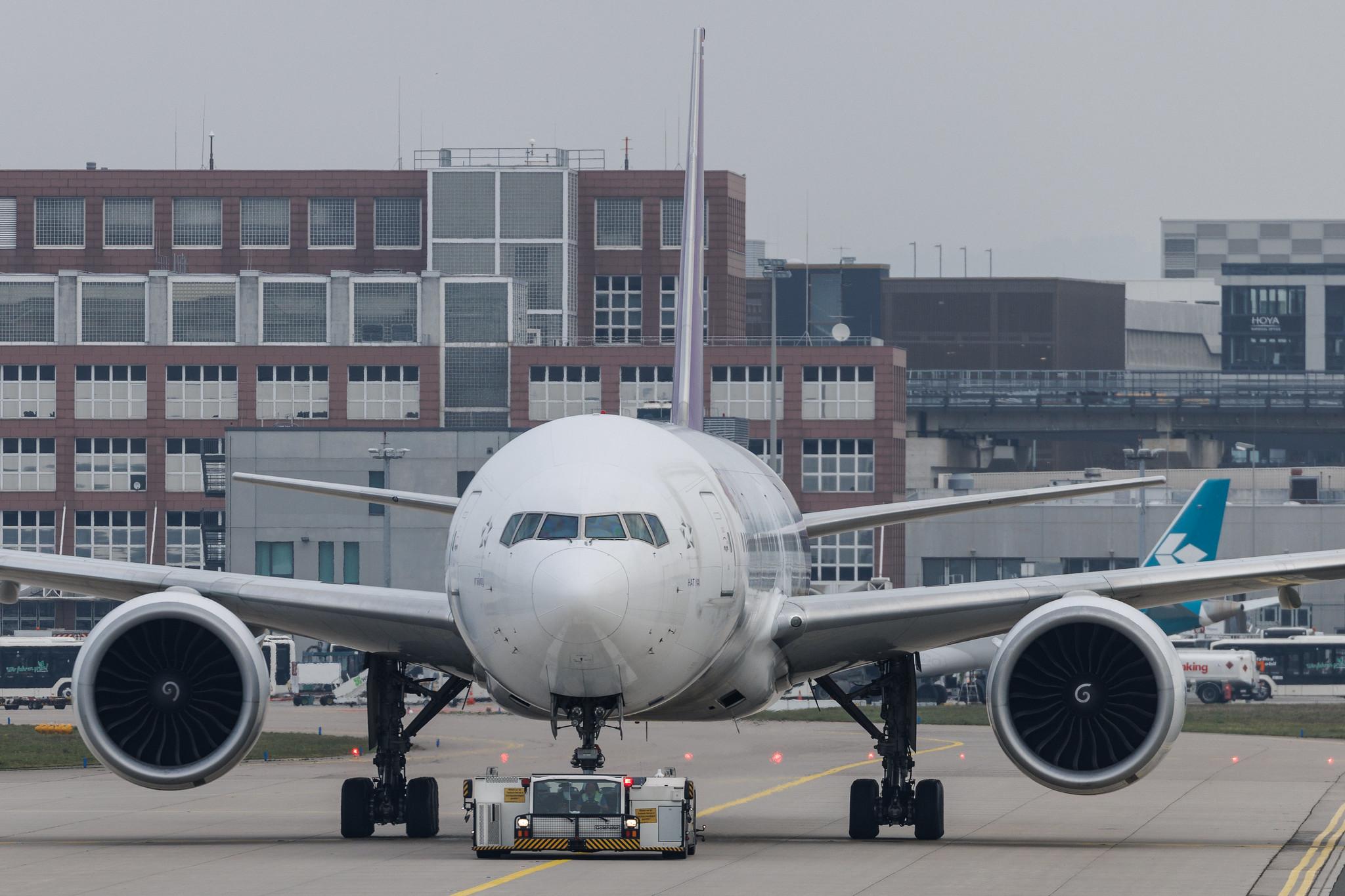 Frankfurt Airport: Thai Airways (TG / THA) | Boeing 777-3AL(ER) B77W | HS-TKR | MSN 41527