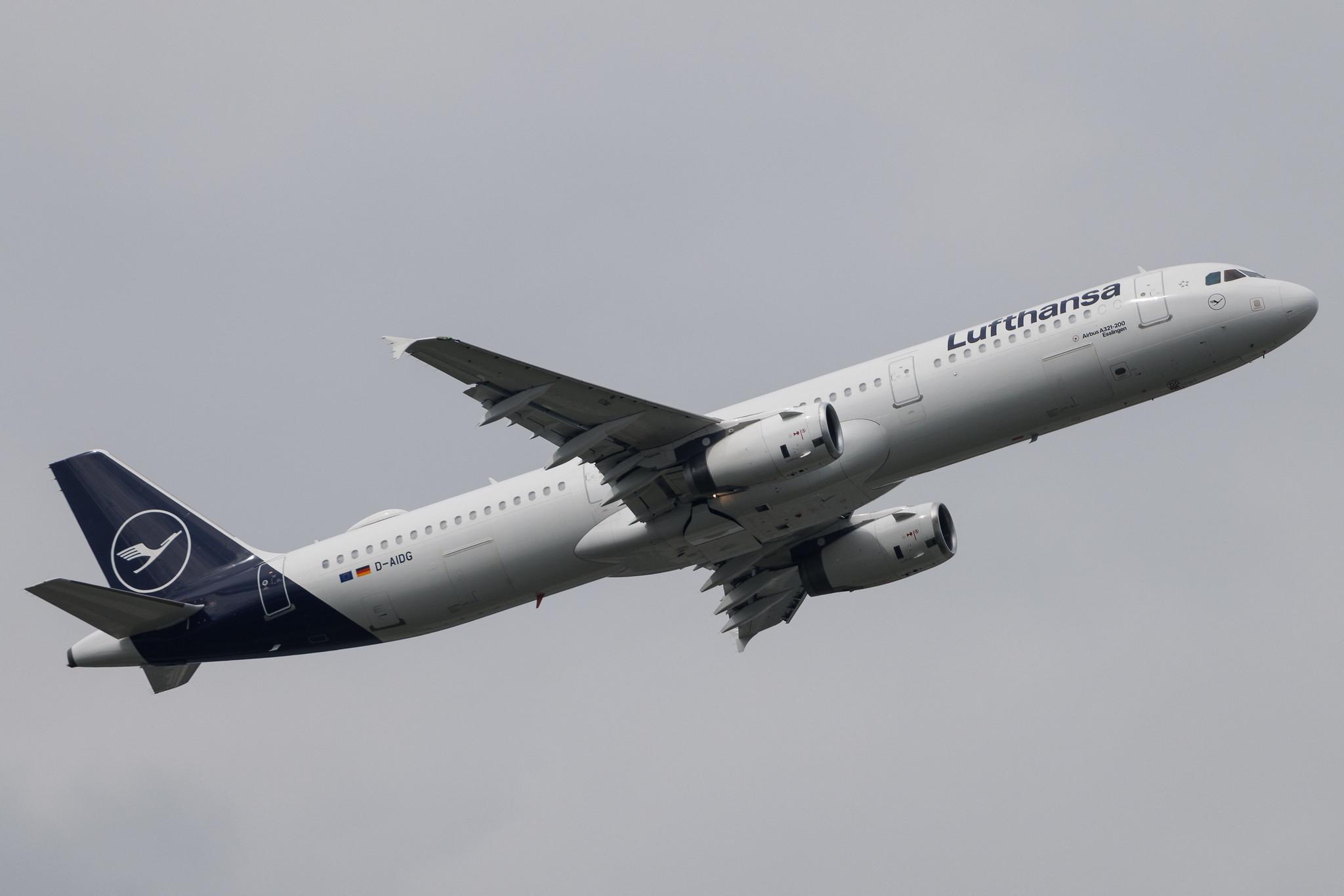 Frankfurt Airport: Lufthansa (LH / DLH) | Airbus A321-231 A321 | D-AIDG | MSN 4672