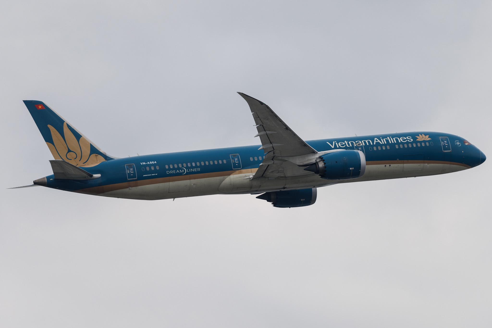 Frankfurt Airport: Vietnam Airlines (VN / HVN) | Boeing 787-9 Dreamliner B789 | VN-A864 | MSN 35154