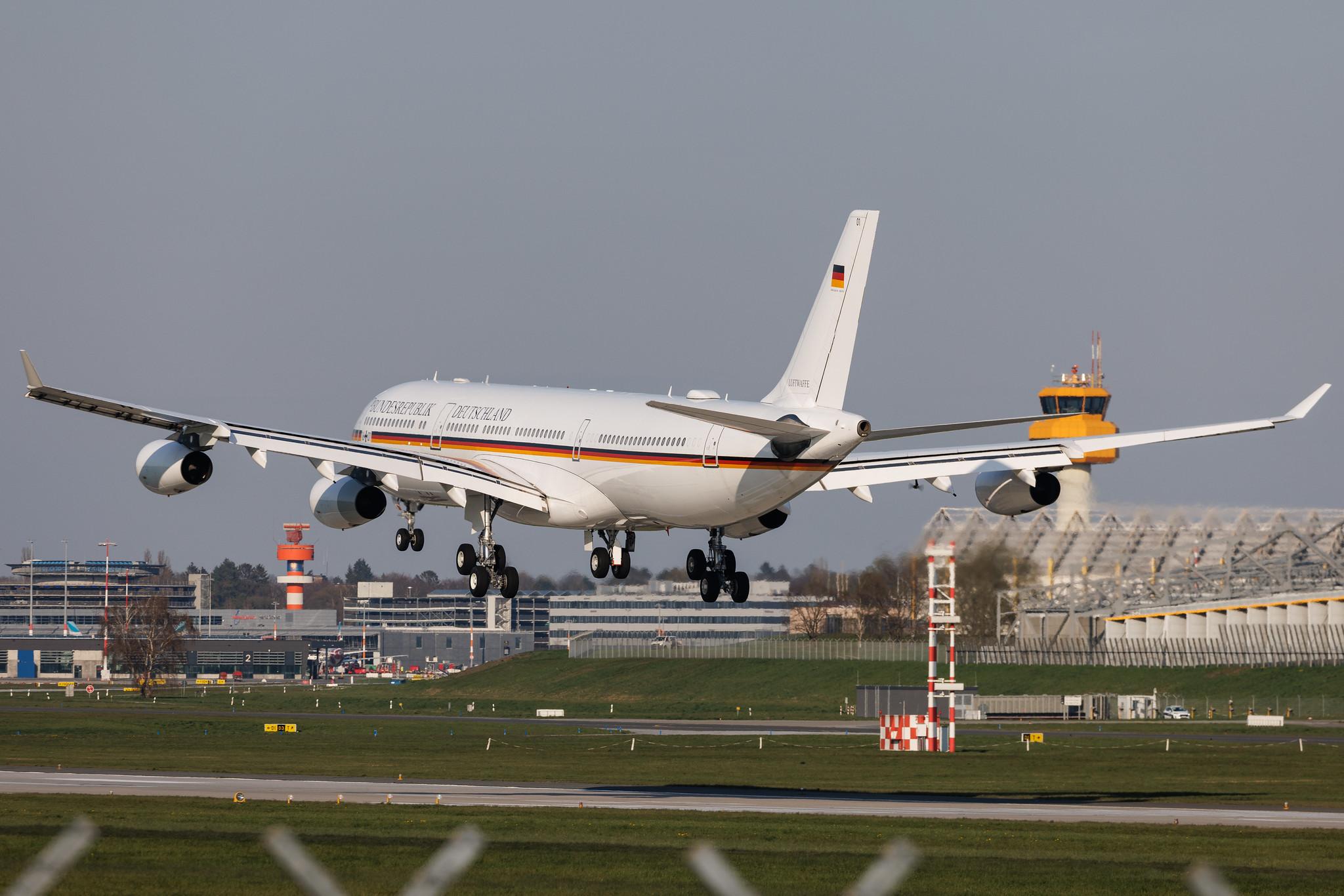 Hamburg Airport: German Air Force (/ GAF) | Airbus A340-313 A343 | 16+01 | MSN 274