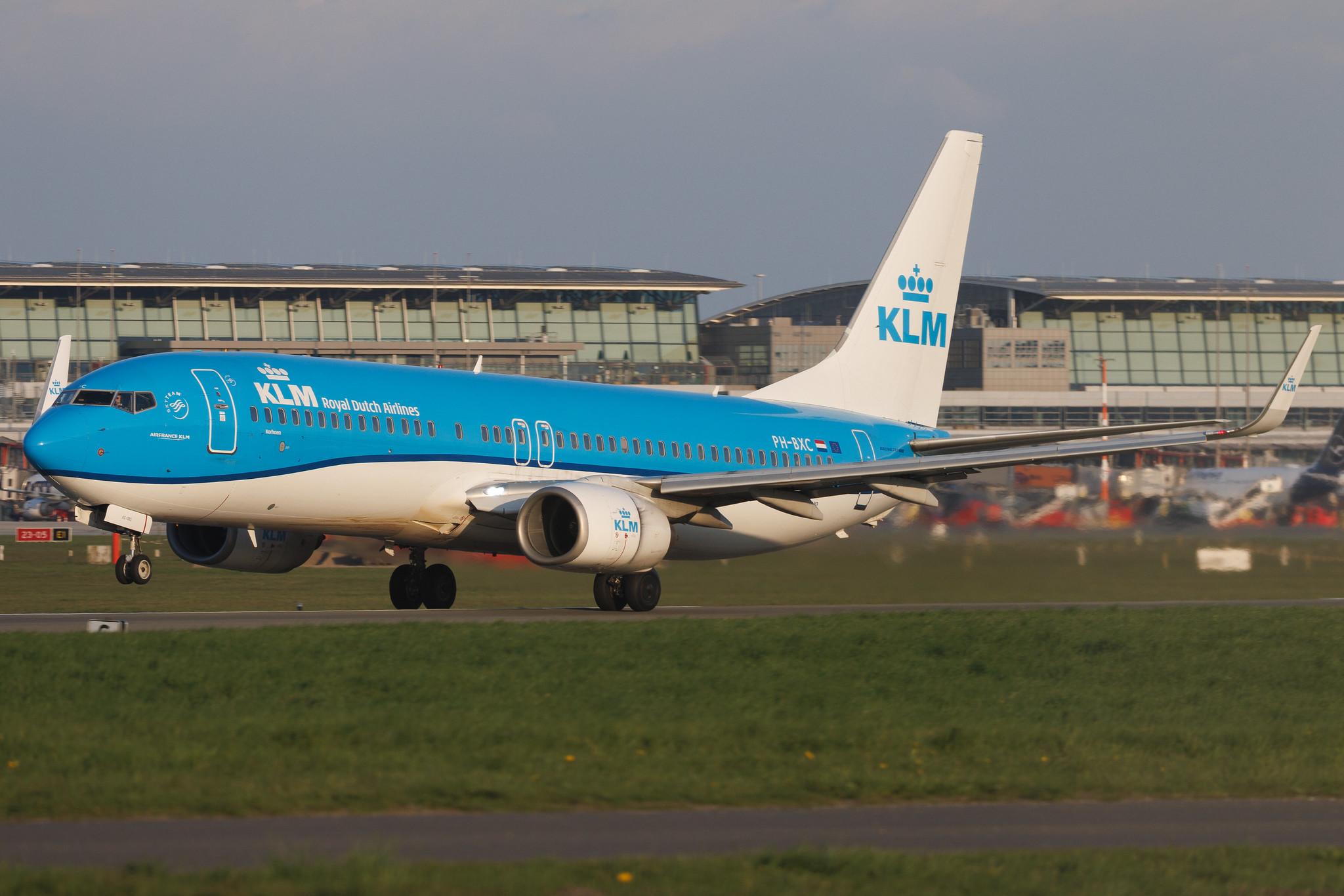 Hamburg Airport: KLM (KL / KLM) | Boeing 737-8K2 B738 | PH-BXC | MSN 29133