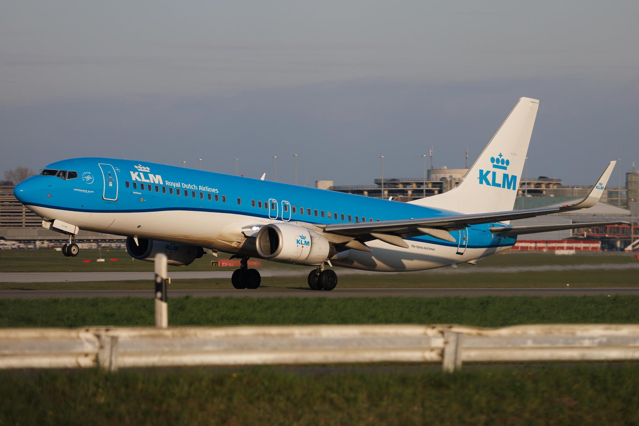 Hamburg Airport: KLM (KL / KLM) | Boeing 737-8K2 B738 | PH-BXC | MSN 29133