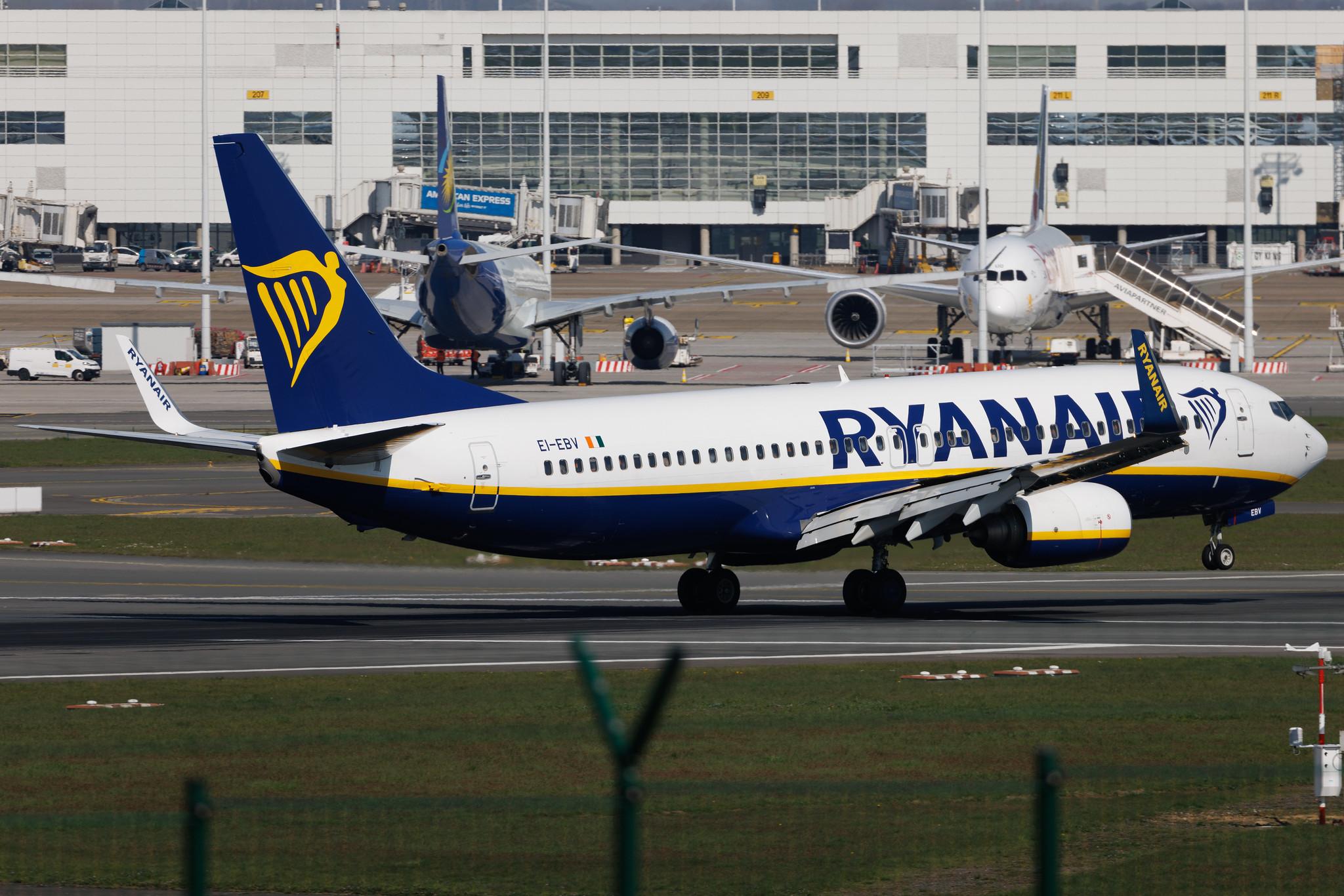 Brussels Airport: Ryanair (FR / RYR) | Boeing 737-8AS B738 | EI-EBV | MSN 35009
